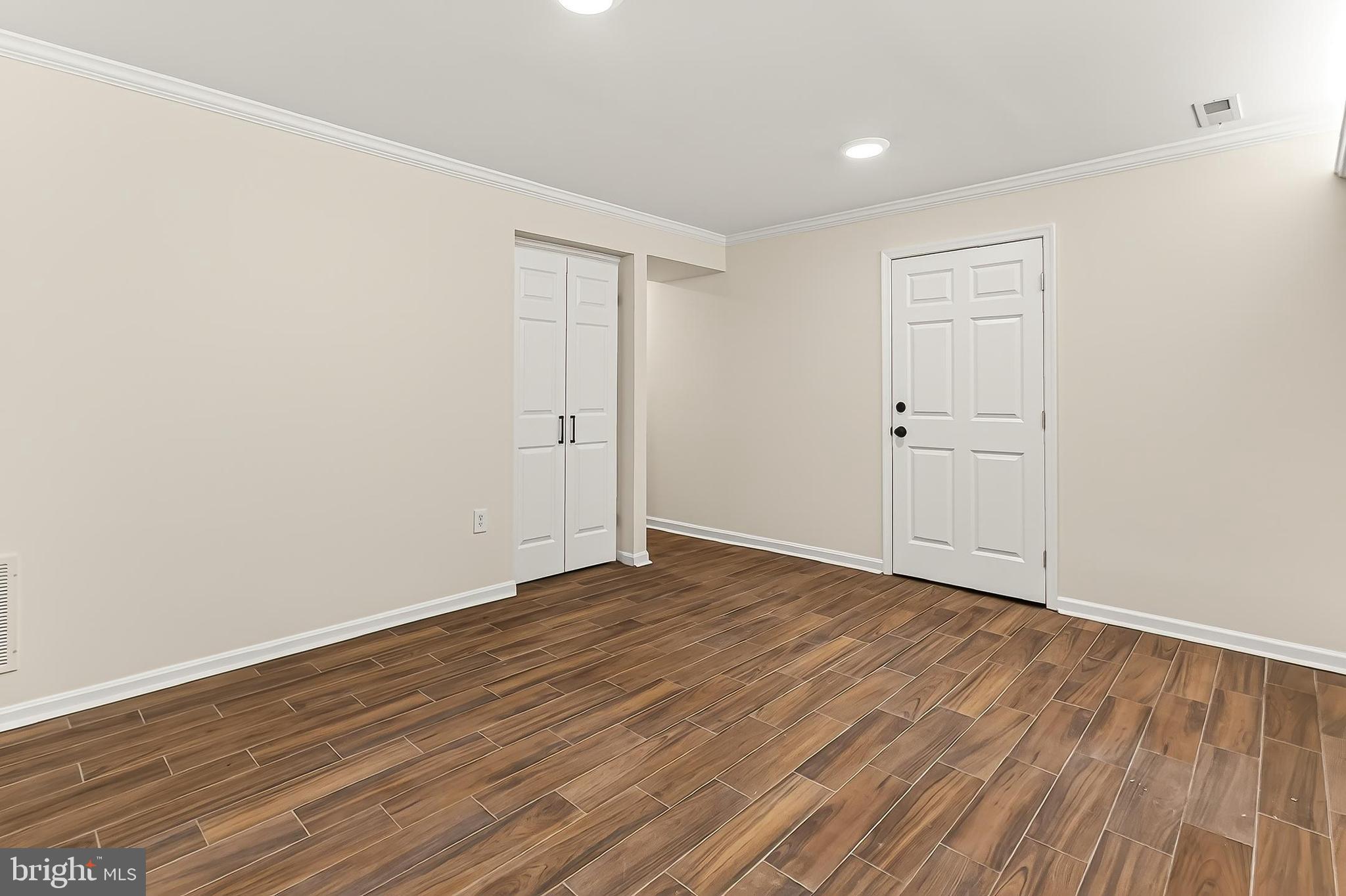 HALLCREST HEIGHTS - Residential Lease