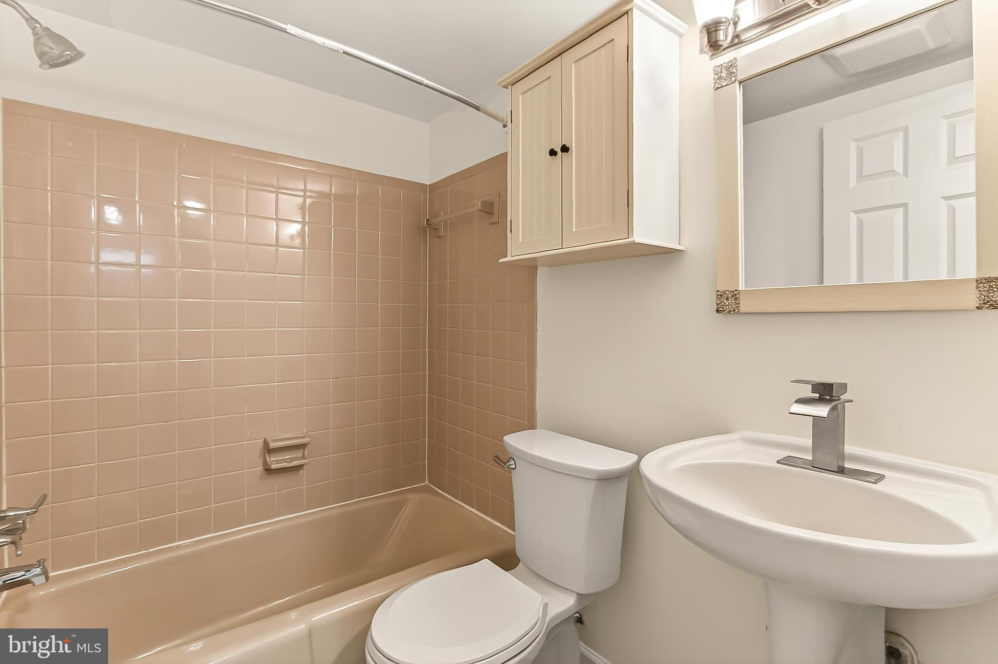 HALLCREST HEIGHTS - Residential Lease