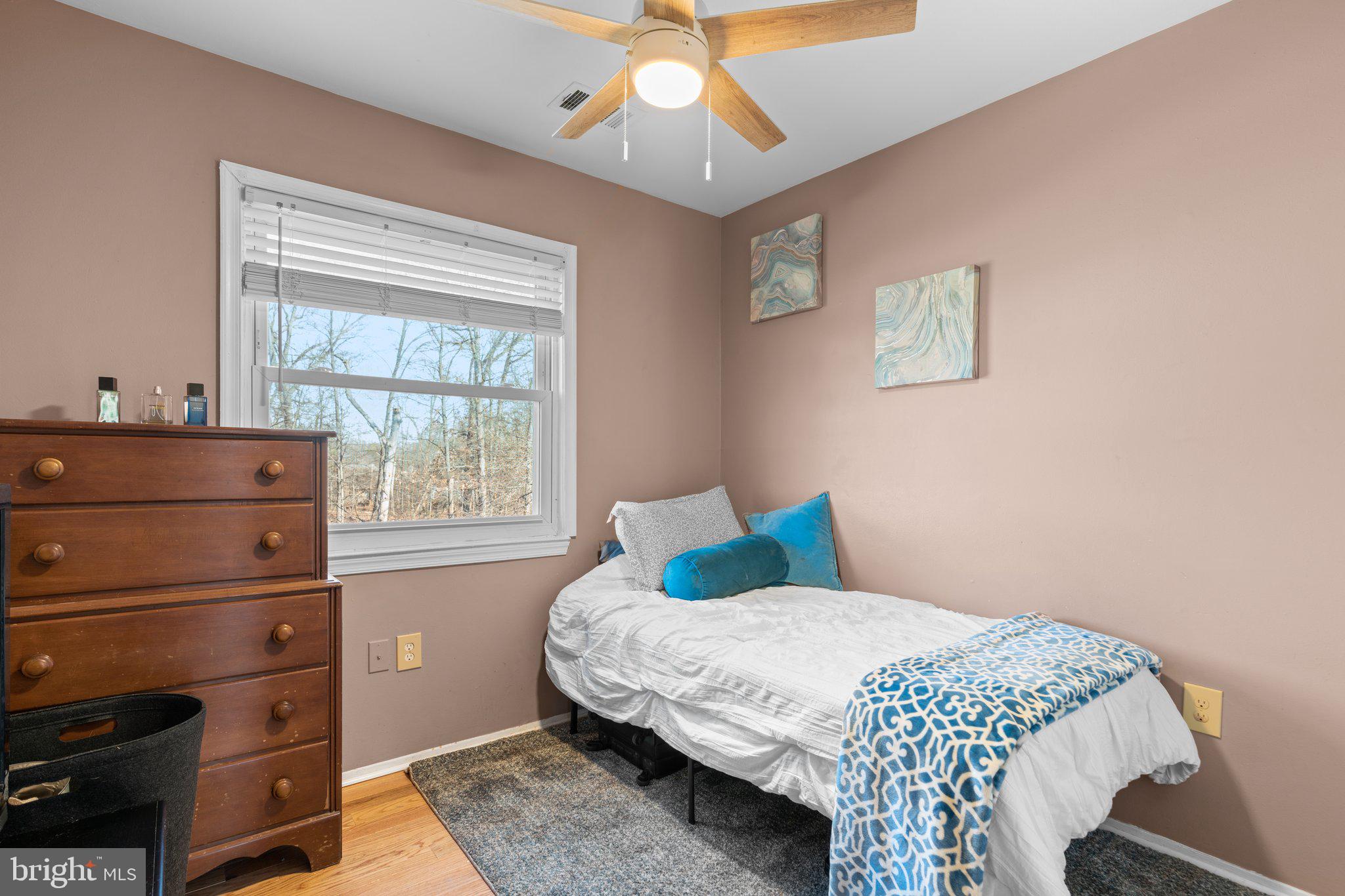 MIDDLEBROOK COMMONS - Residential