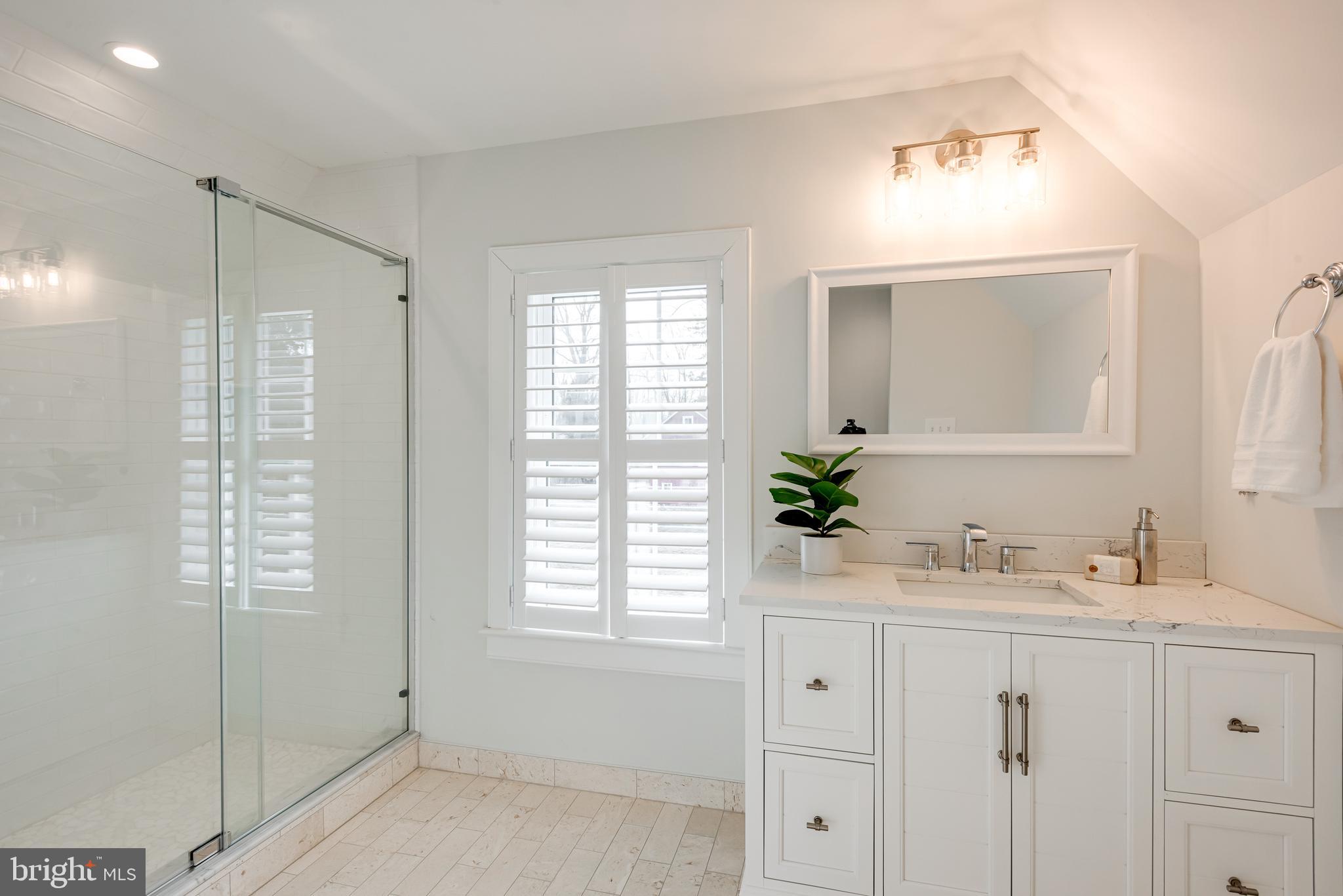 LEOPARD FARMS - Residential