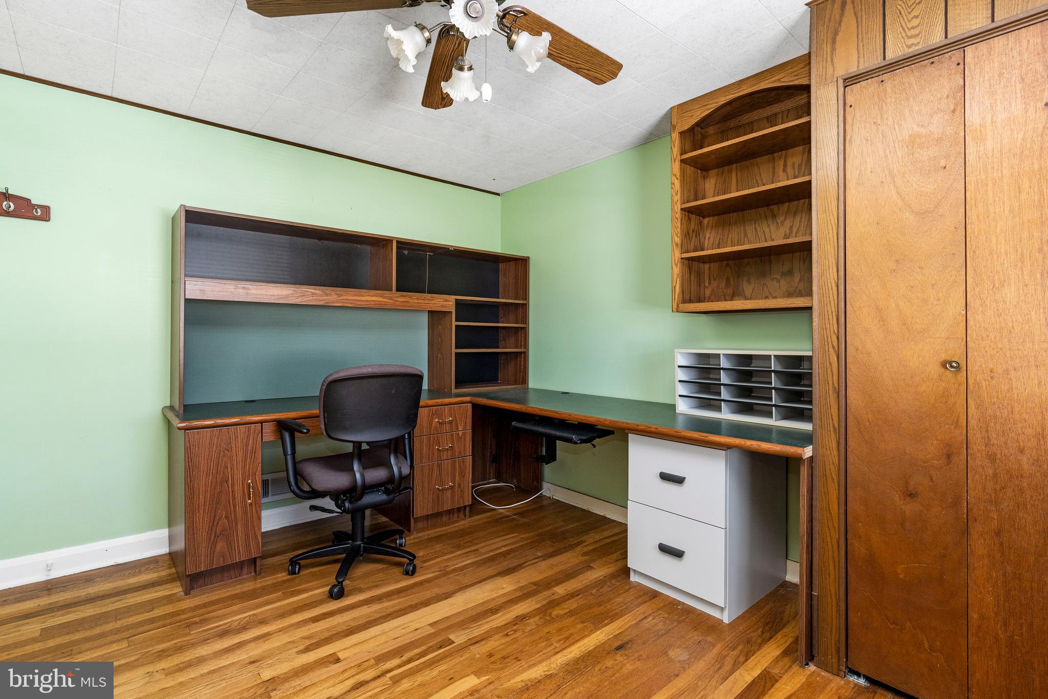 PARKVILLE - Residential