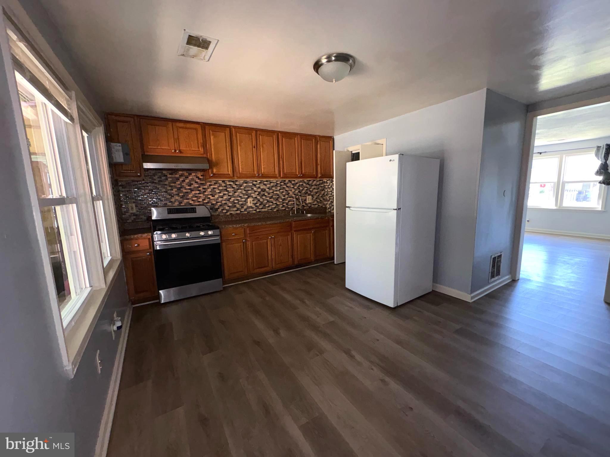 LAKELAND - Residential