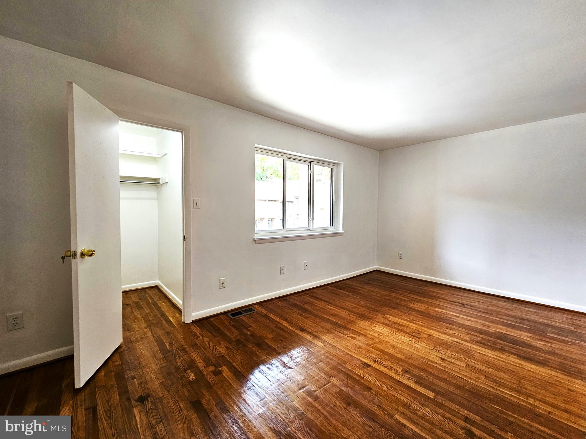 STEPPES OF BARCROFT - Residential Lease