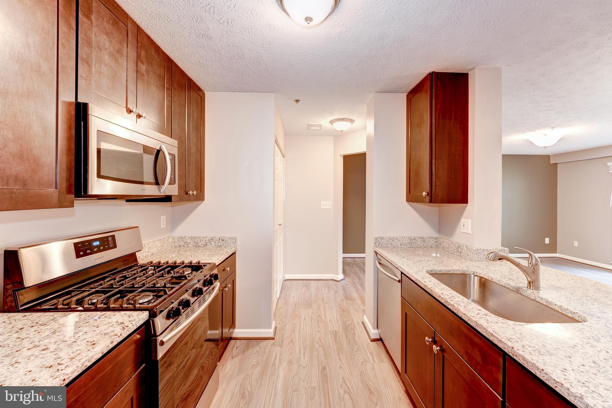 PINEY ORCHARD - Residential