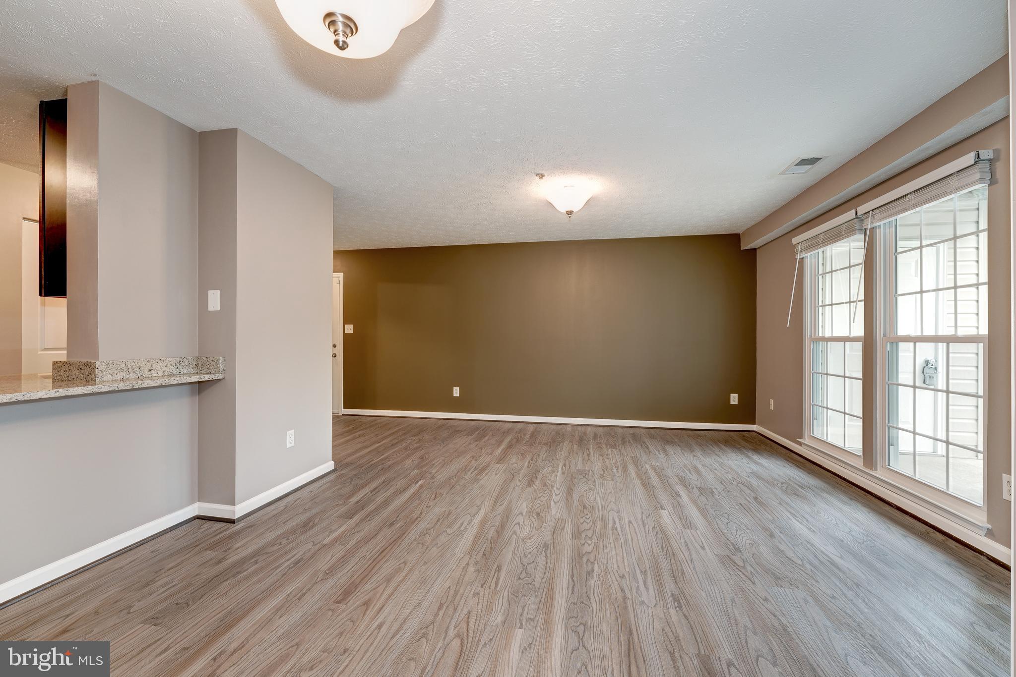 PINEY ORCHARD - Residential