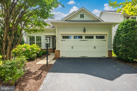 Photo of 20611 Golden Ridge Drive, ASHBURN, VA 20147 (MLS # VALO2134982)