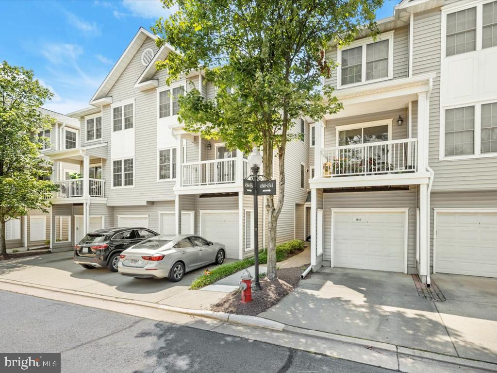 FAIR LAKES CONDO - Residential