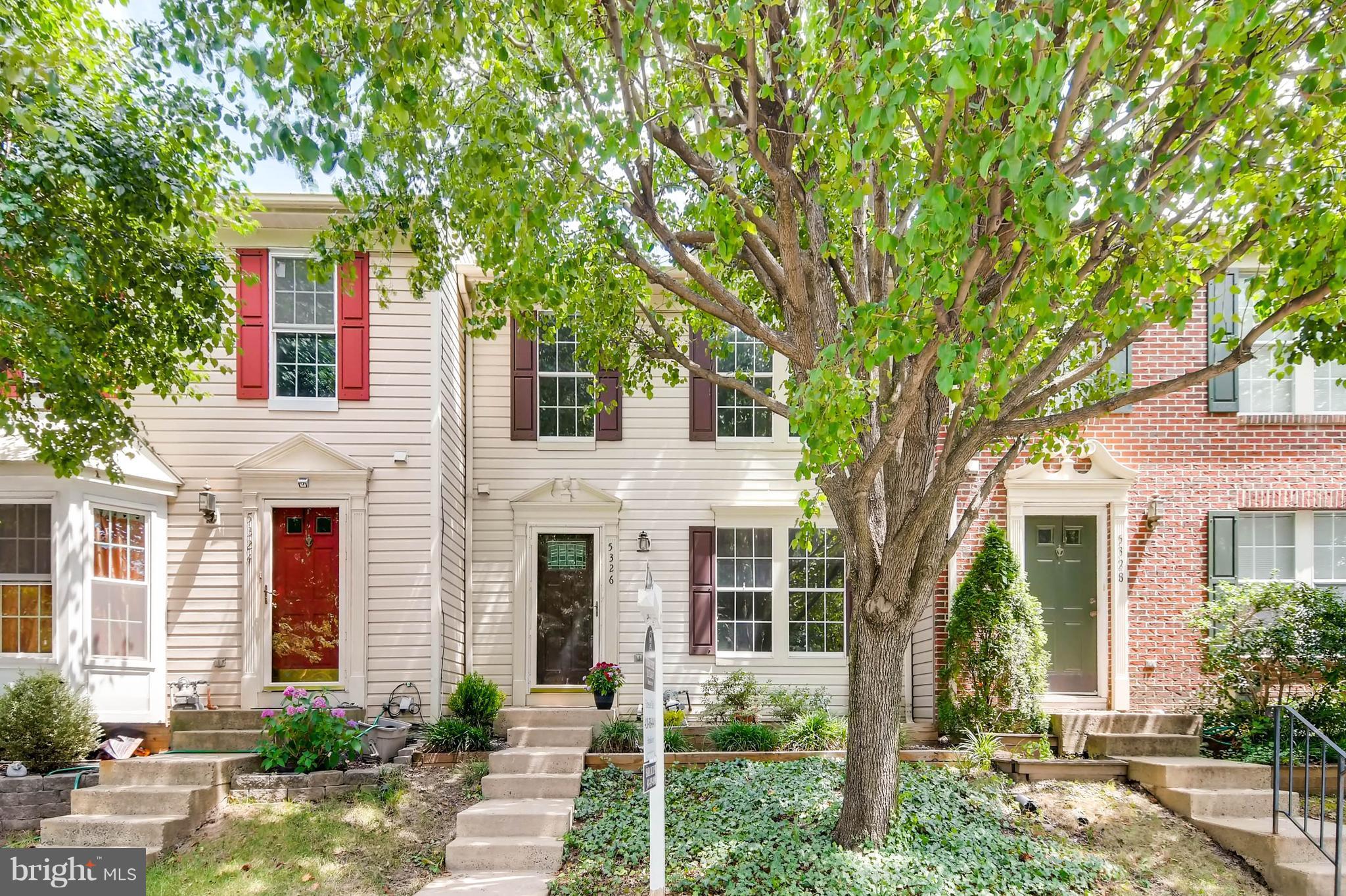 CASTLE STONE AT WHITE MARSH - Residential Lease