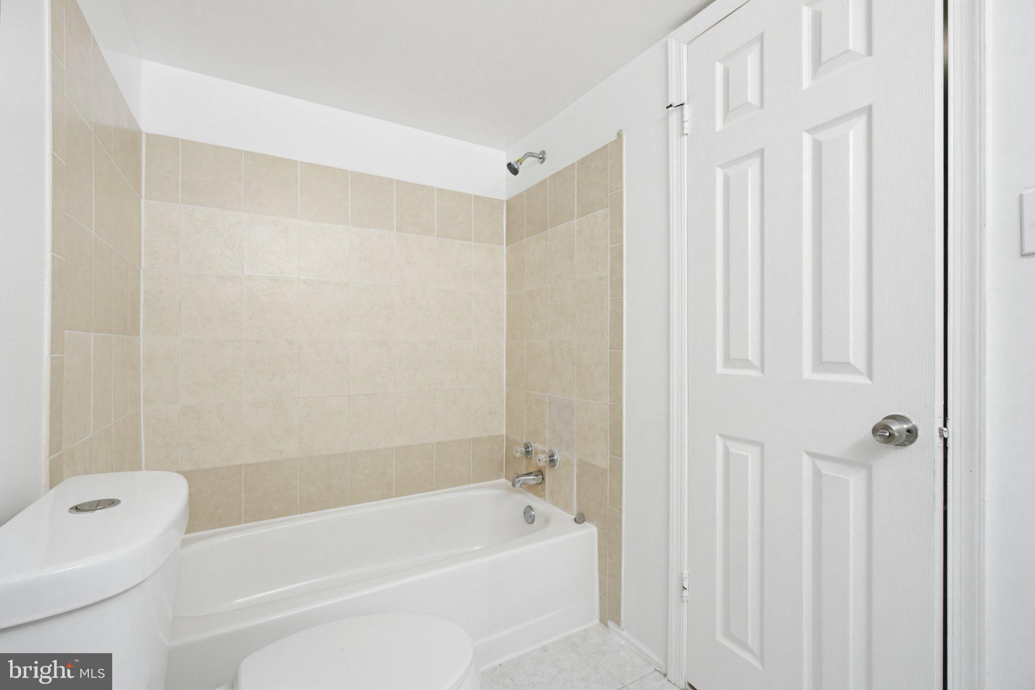 TOWNES OF GLOUCESTER - Residential