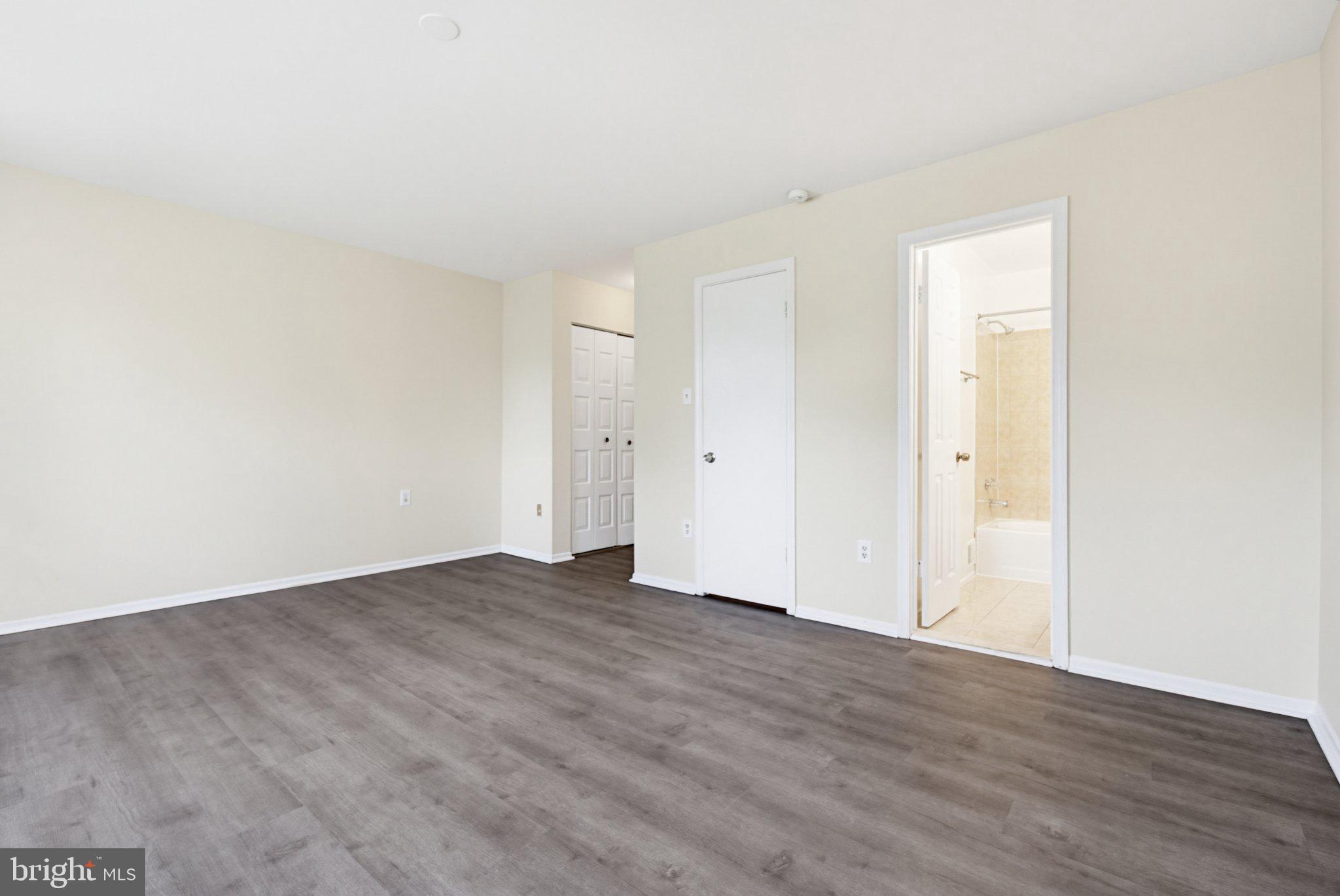 TOWNES OF GLOUCESTER - Residential