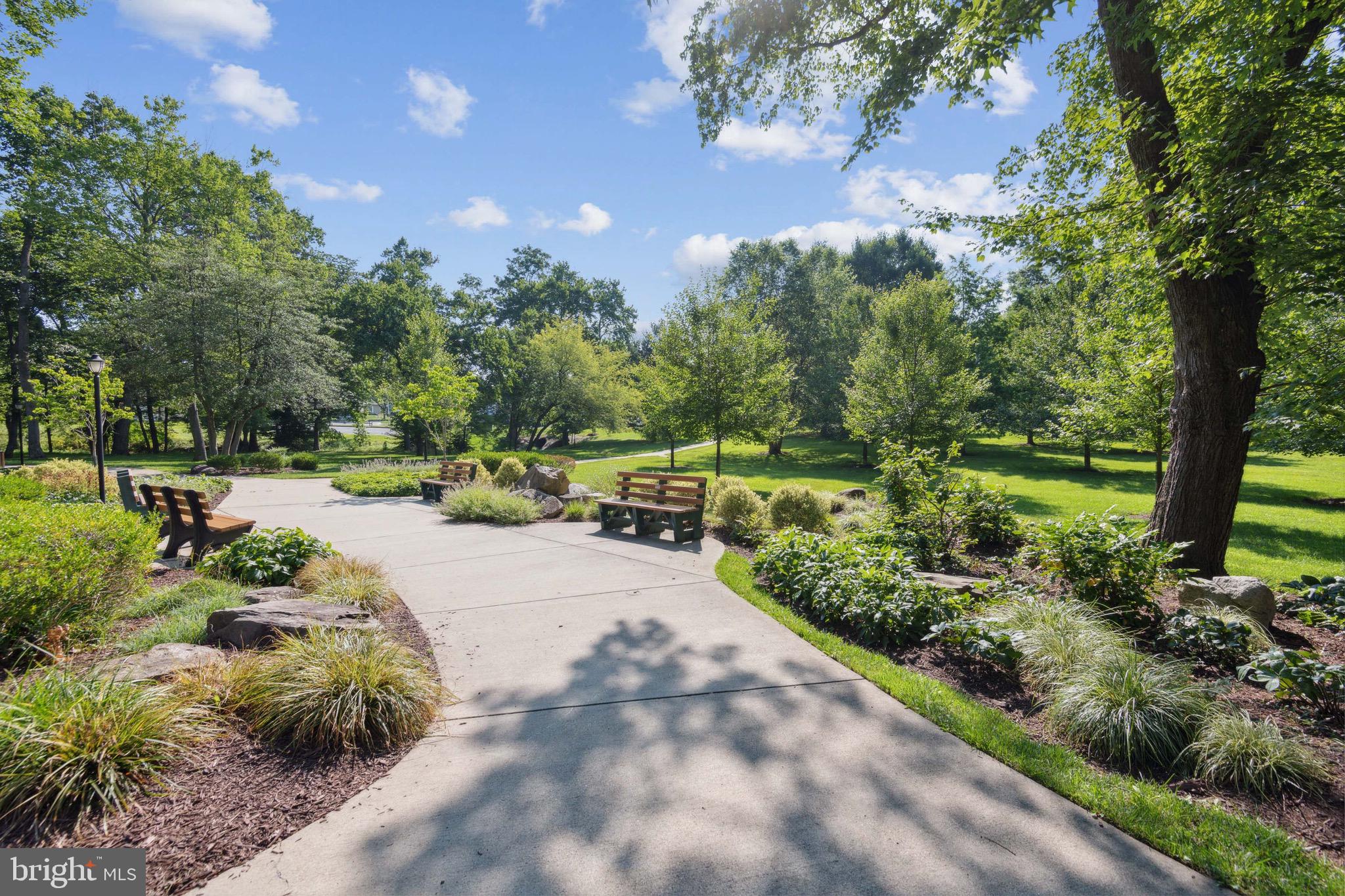 ROSSMOOR LEISURE WORLD - Residential