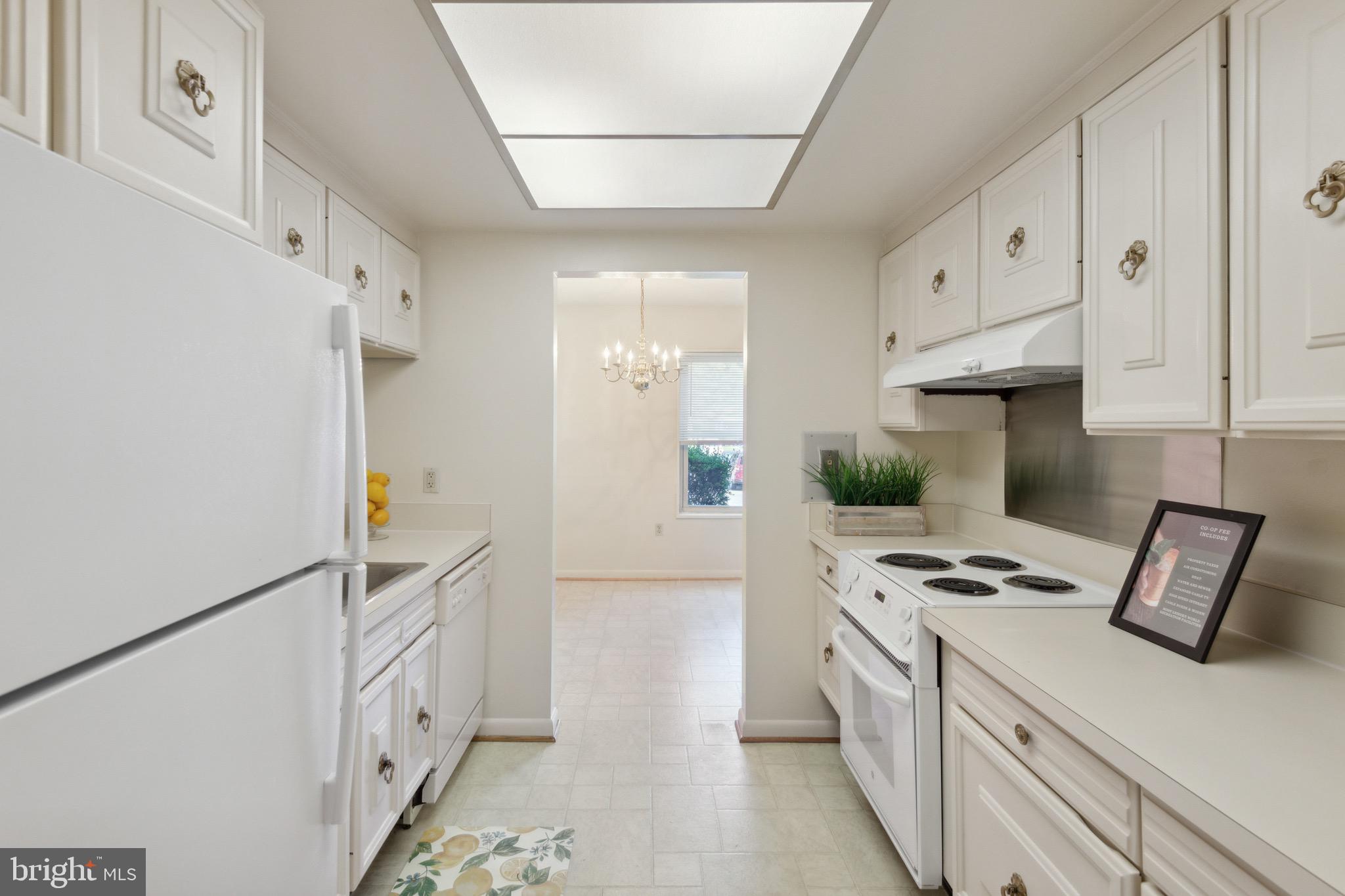 ROSSMOOR LEISURE WORLD - Residential