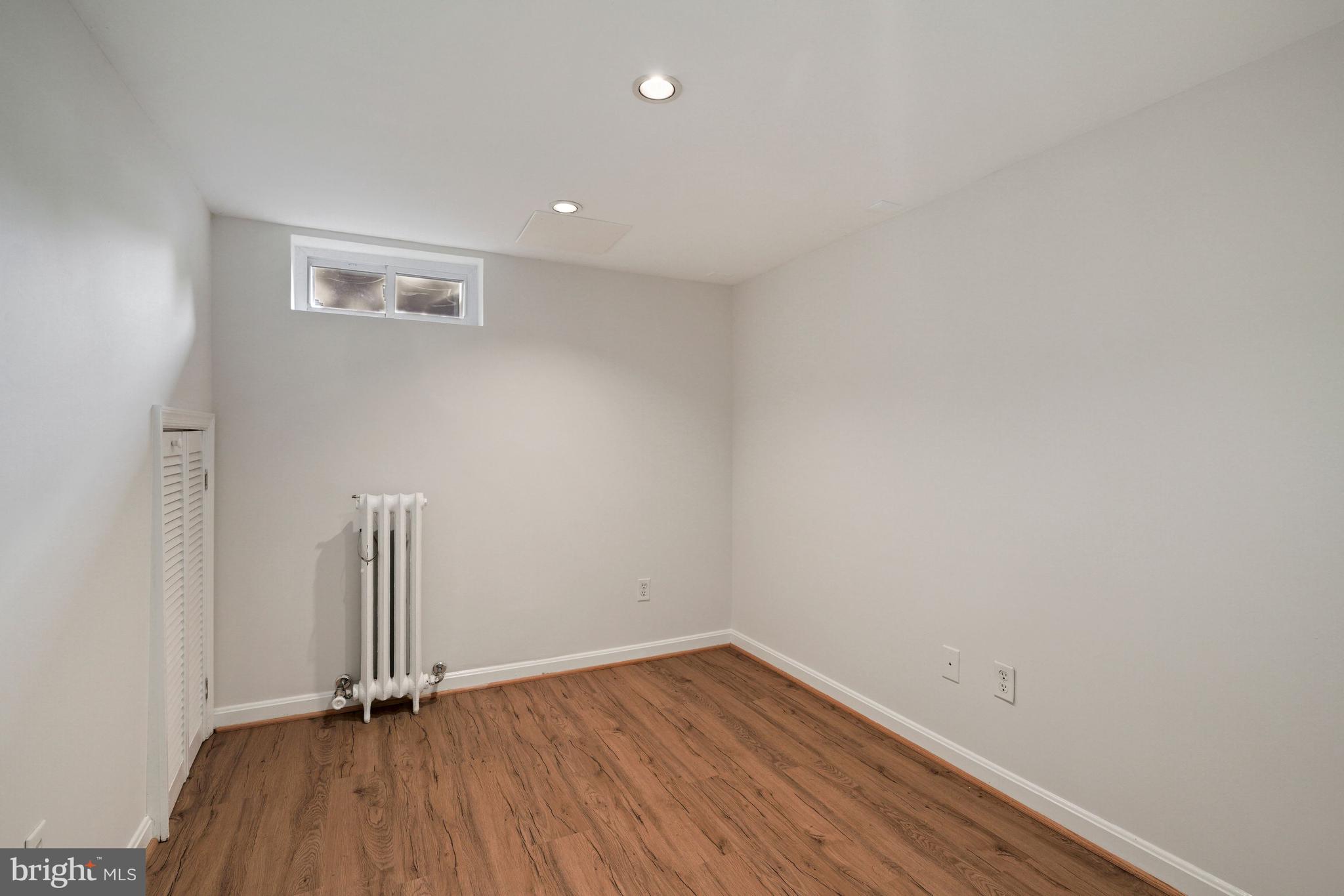 CHEVY CHASE VILLAGE - Residential