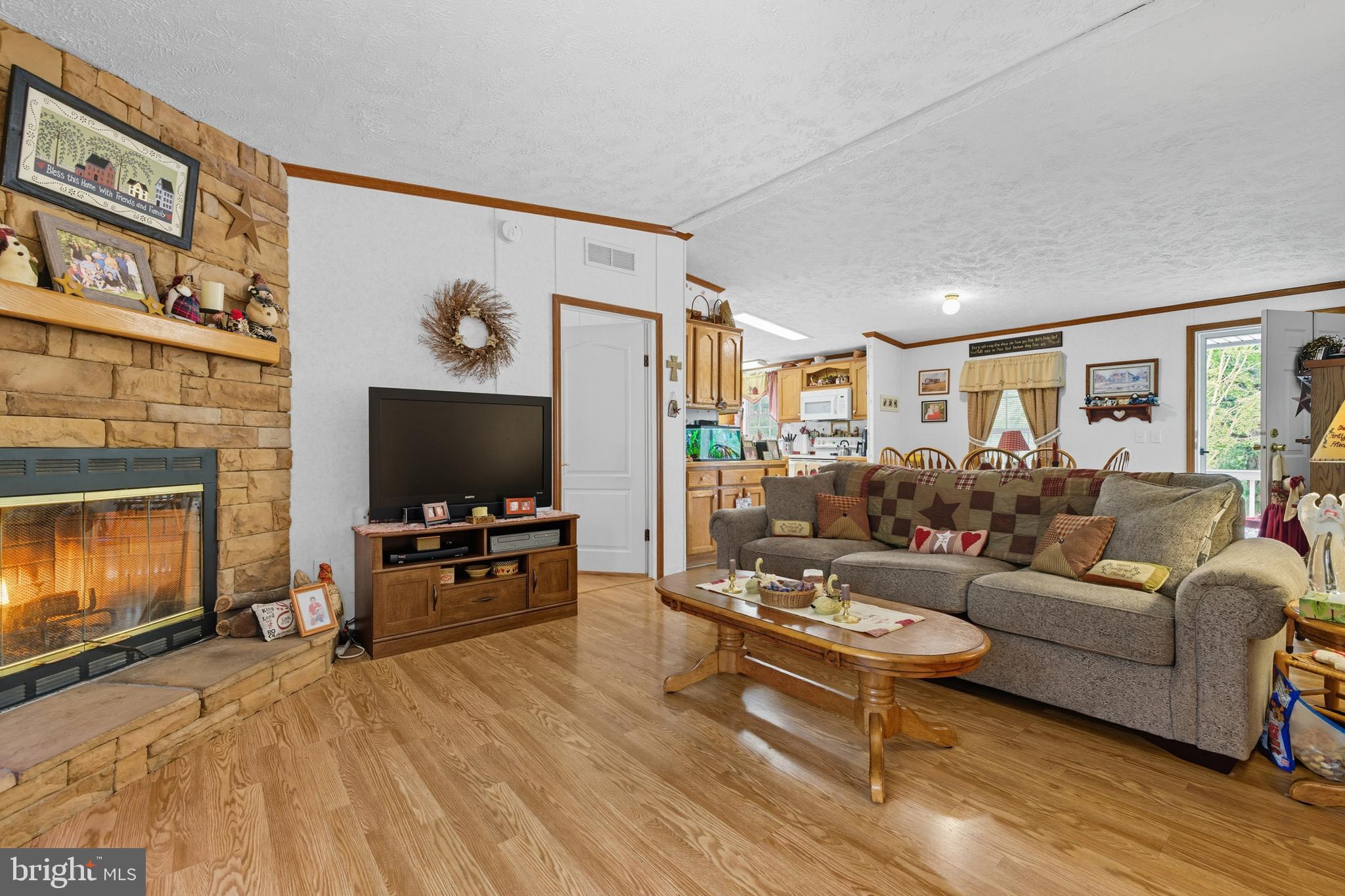 287 MOCKINGBIRD LANE