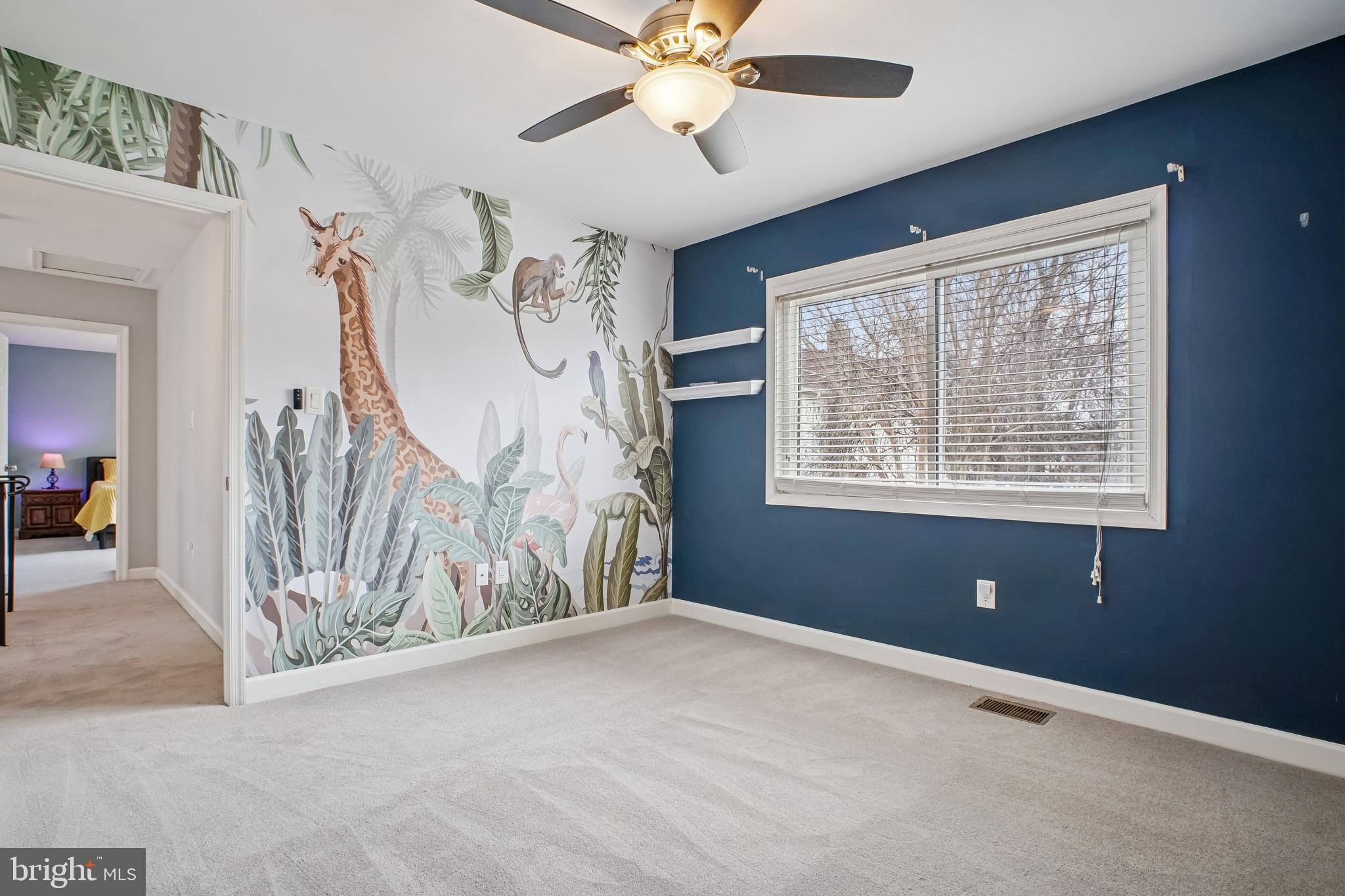 REFLECTION LAKE - Residential