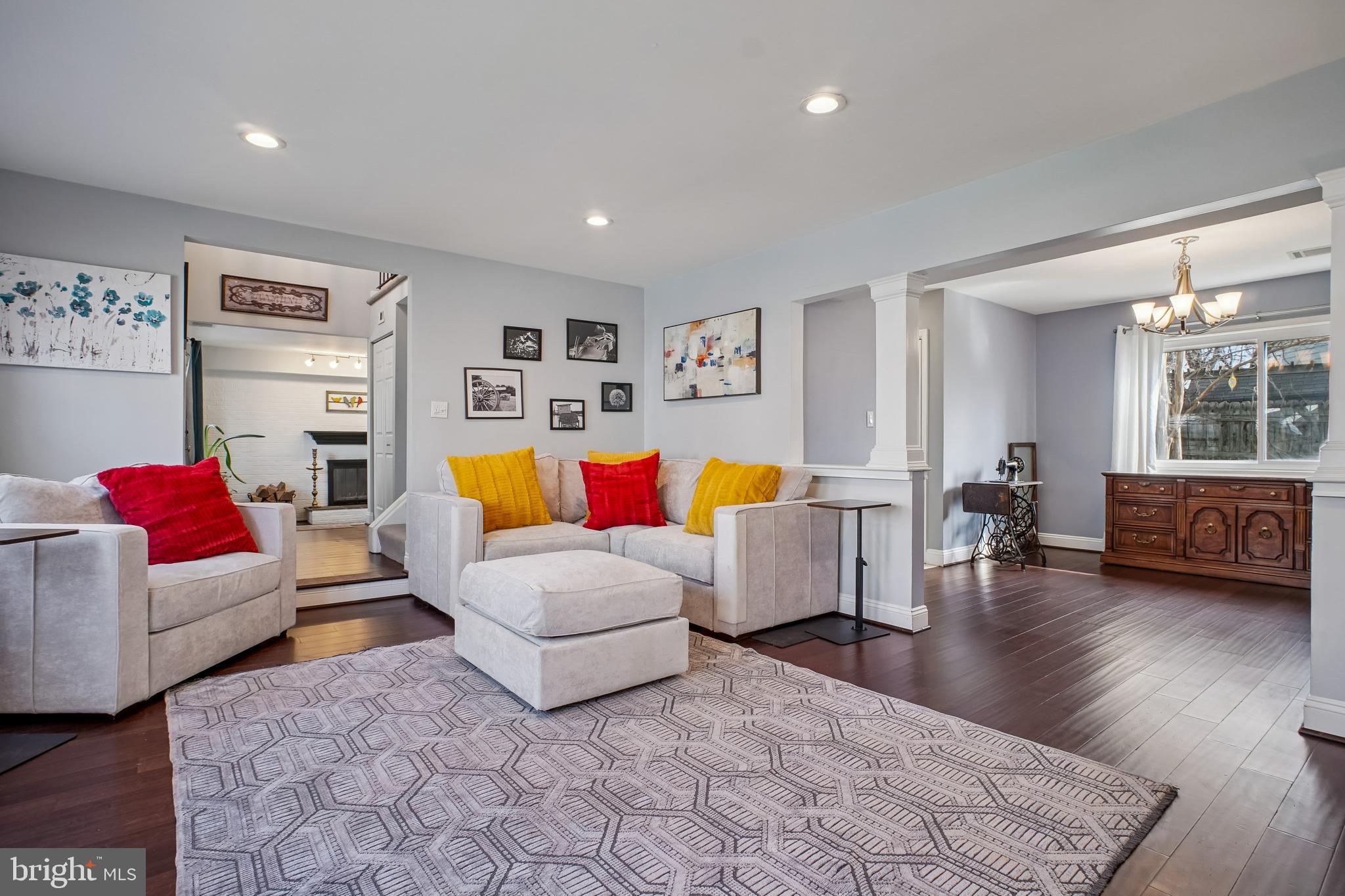 REFLECTION LAKE - Residential