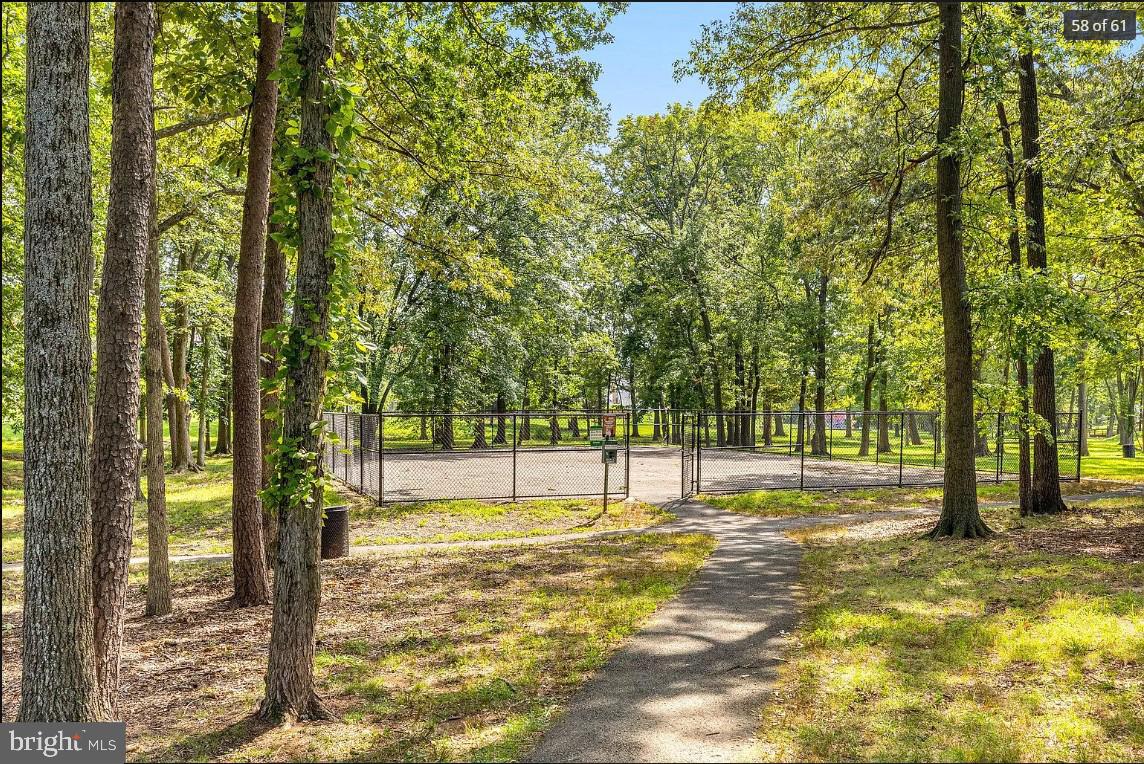 REFLECTION LAKE - Residential