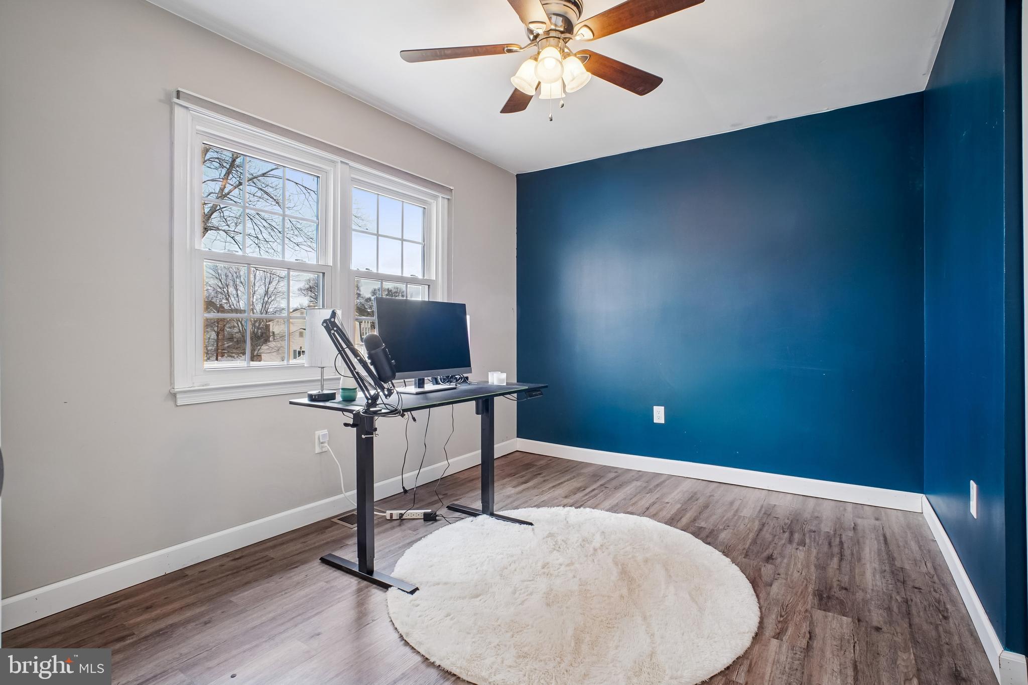 REFLECTION LAKE - Residential