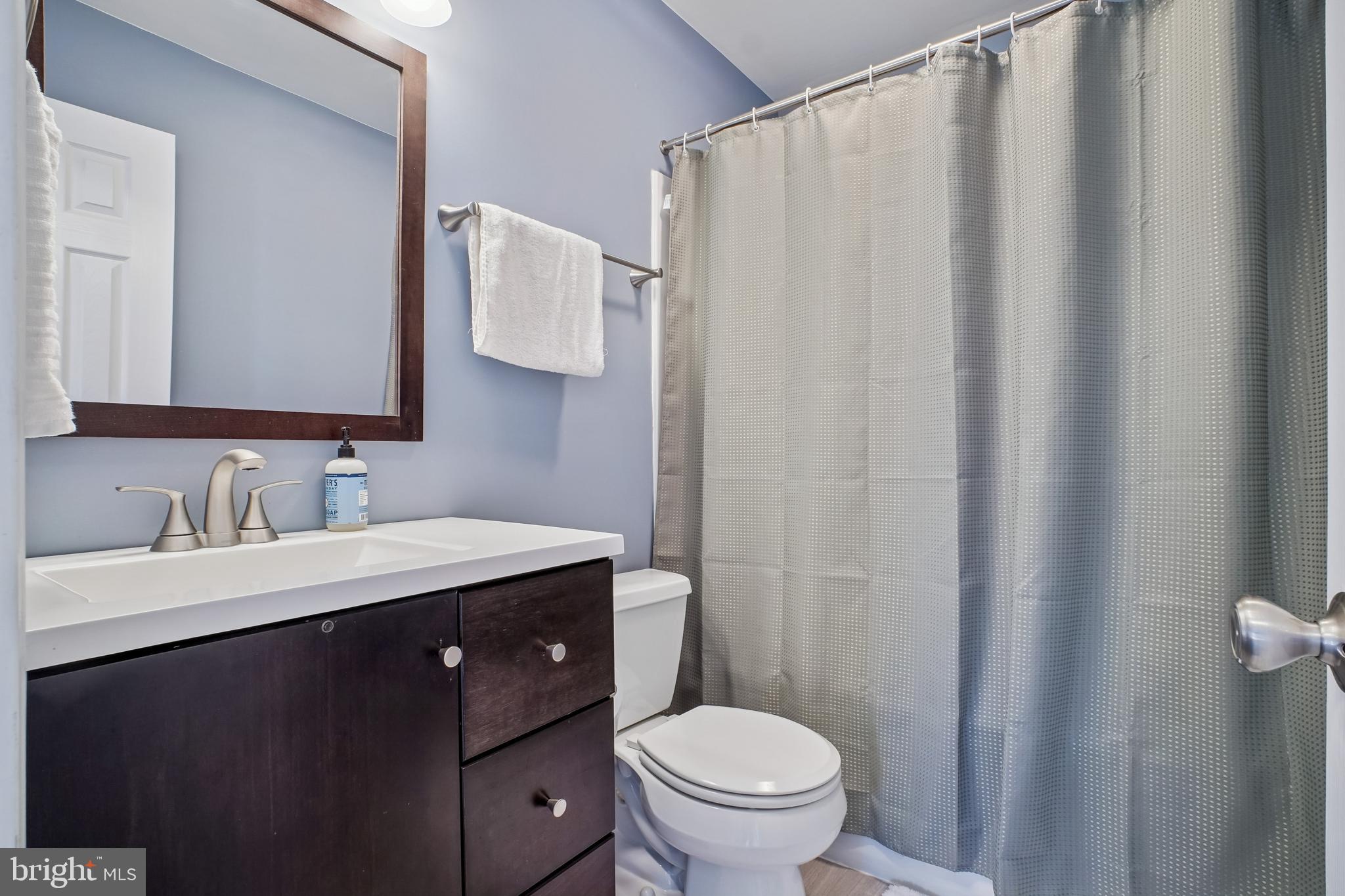 REFLECTION LAKE - Residential