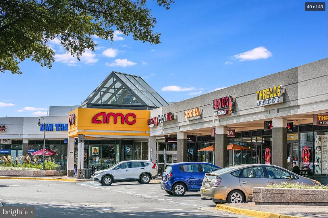 REFLECTION LAKE - Residential