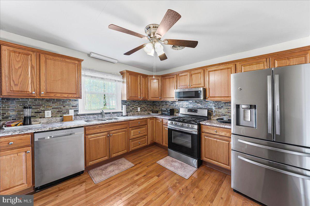 COTTAGE DALE ACRES - Residential