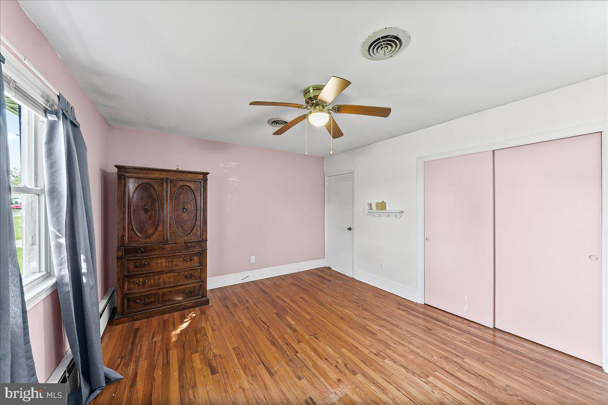 COTTAGE DALE ACRES - Residential