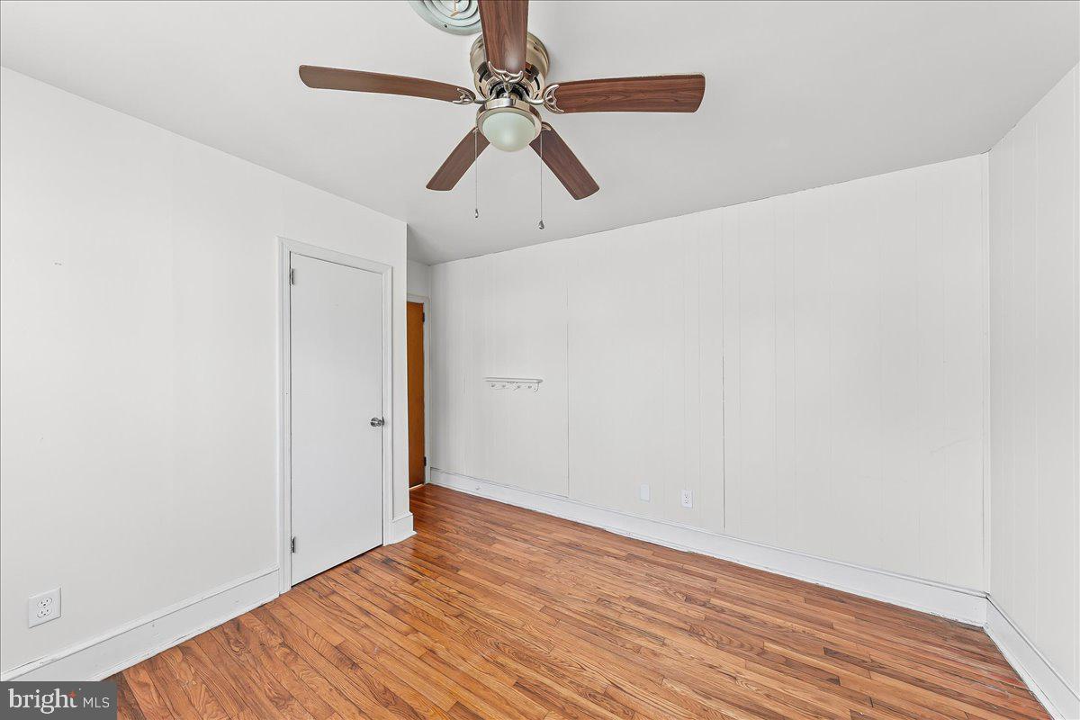 COTTAGE DALE ACRES - Residential