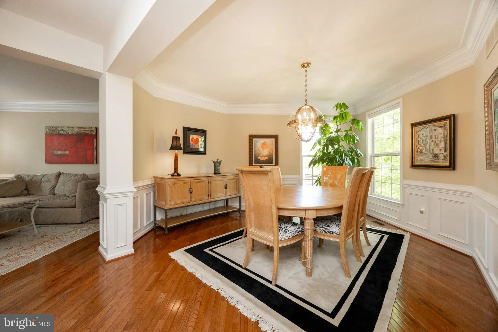 Phoenixville, Pennsylvania 19460, United States, 4 Bedrooms Bedrooms, ,4 BathroomsBathrooms,Residential,Pending,124180