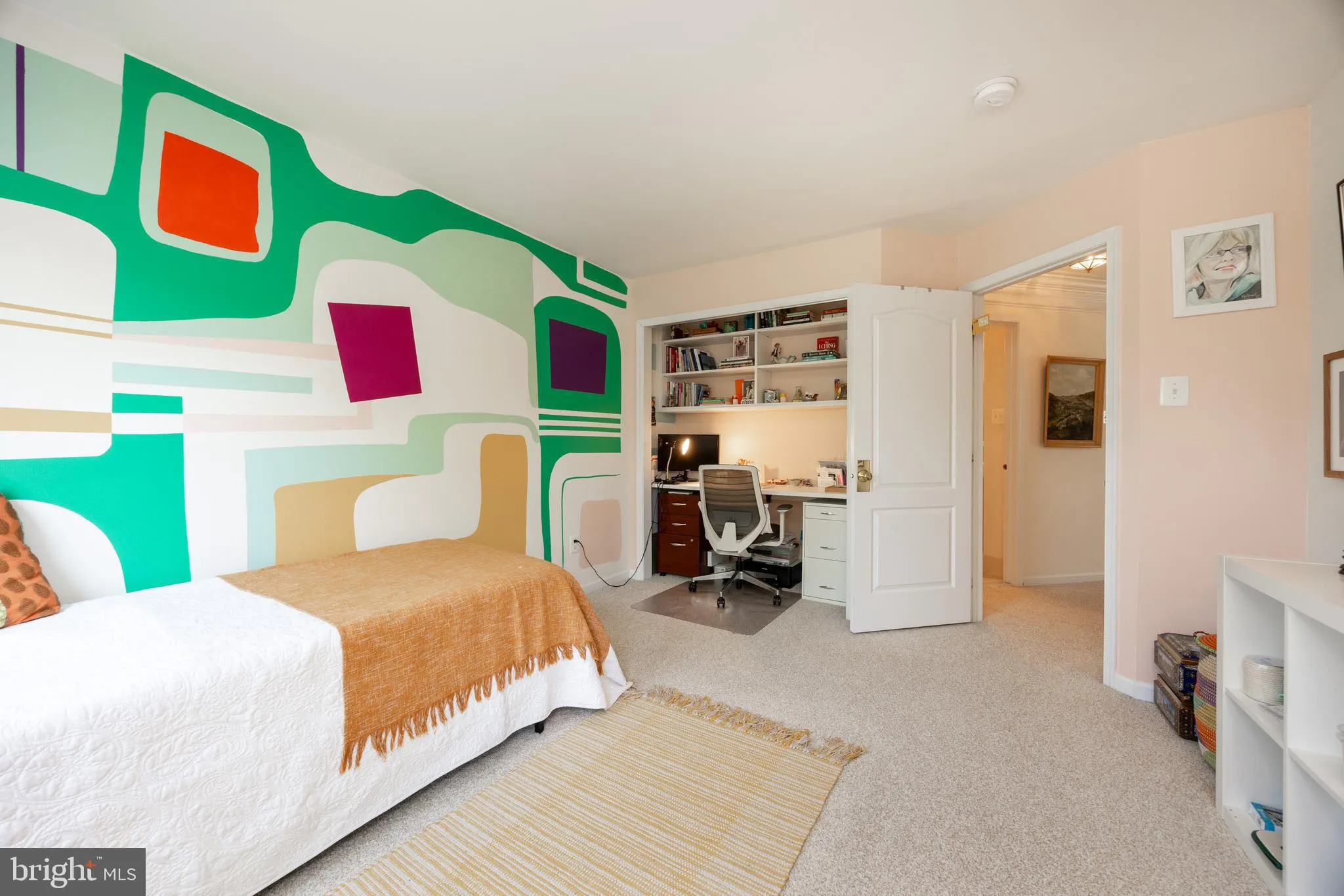 Phoenixville, Pennsylvania 19460, United States, 4 Bedrooms Bedrooms, ,4 BathroomsBathrooms,Residential,Pending,124180