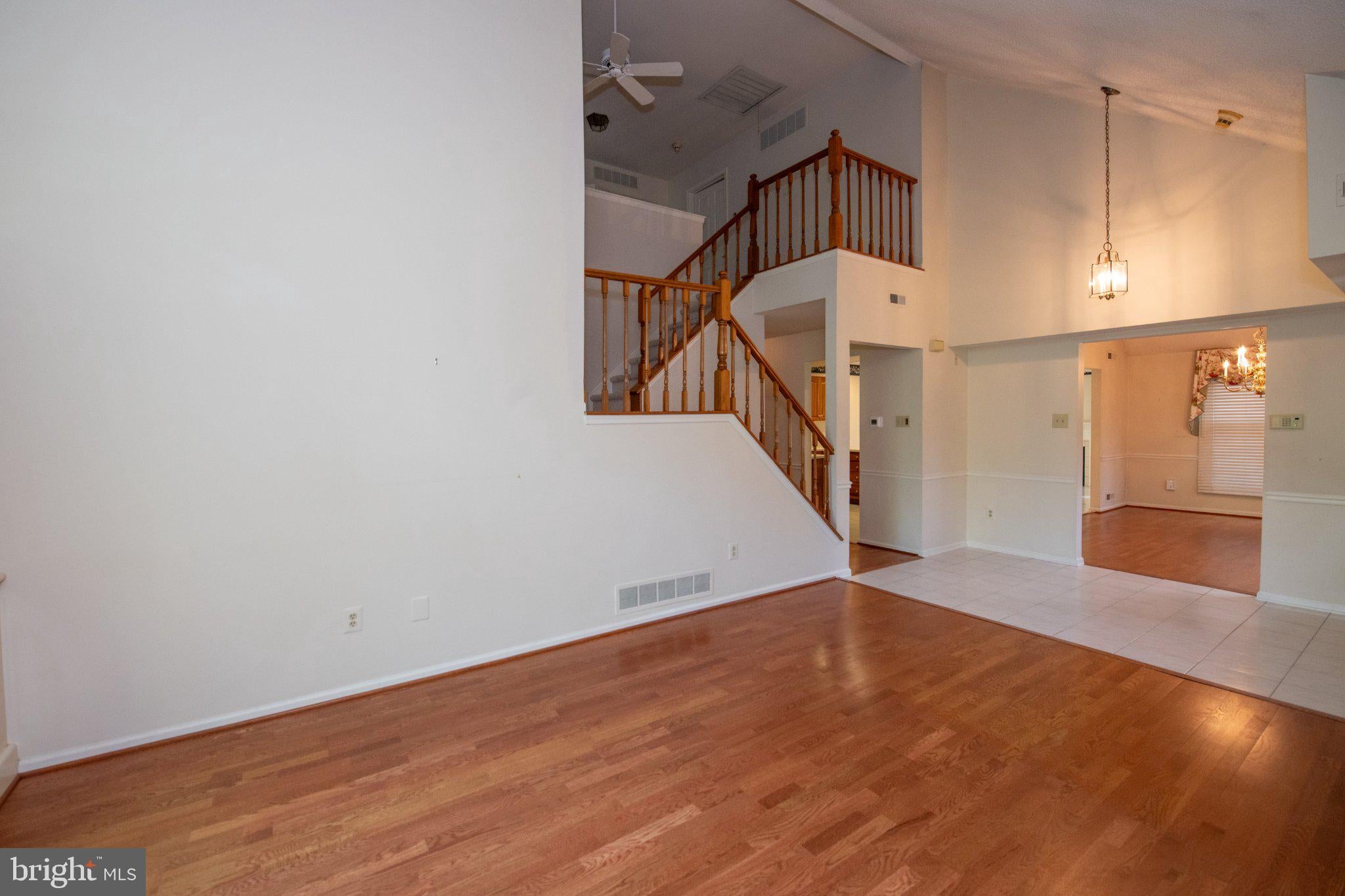 11 GAYLORD COURT