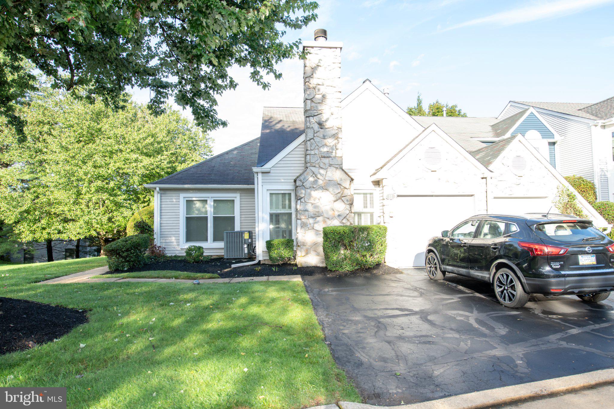 11 GAYLORD COURT