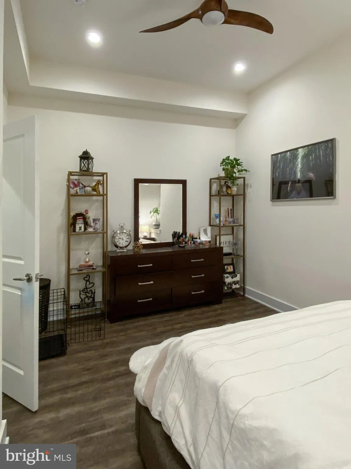 Philadelphia, Pennsylvania 19122, United States, 2 Bedrooms Bedrooms, ,2 BathroomsBathrooms,Residential,Active,93324