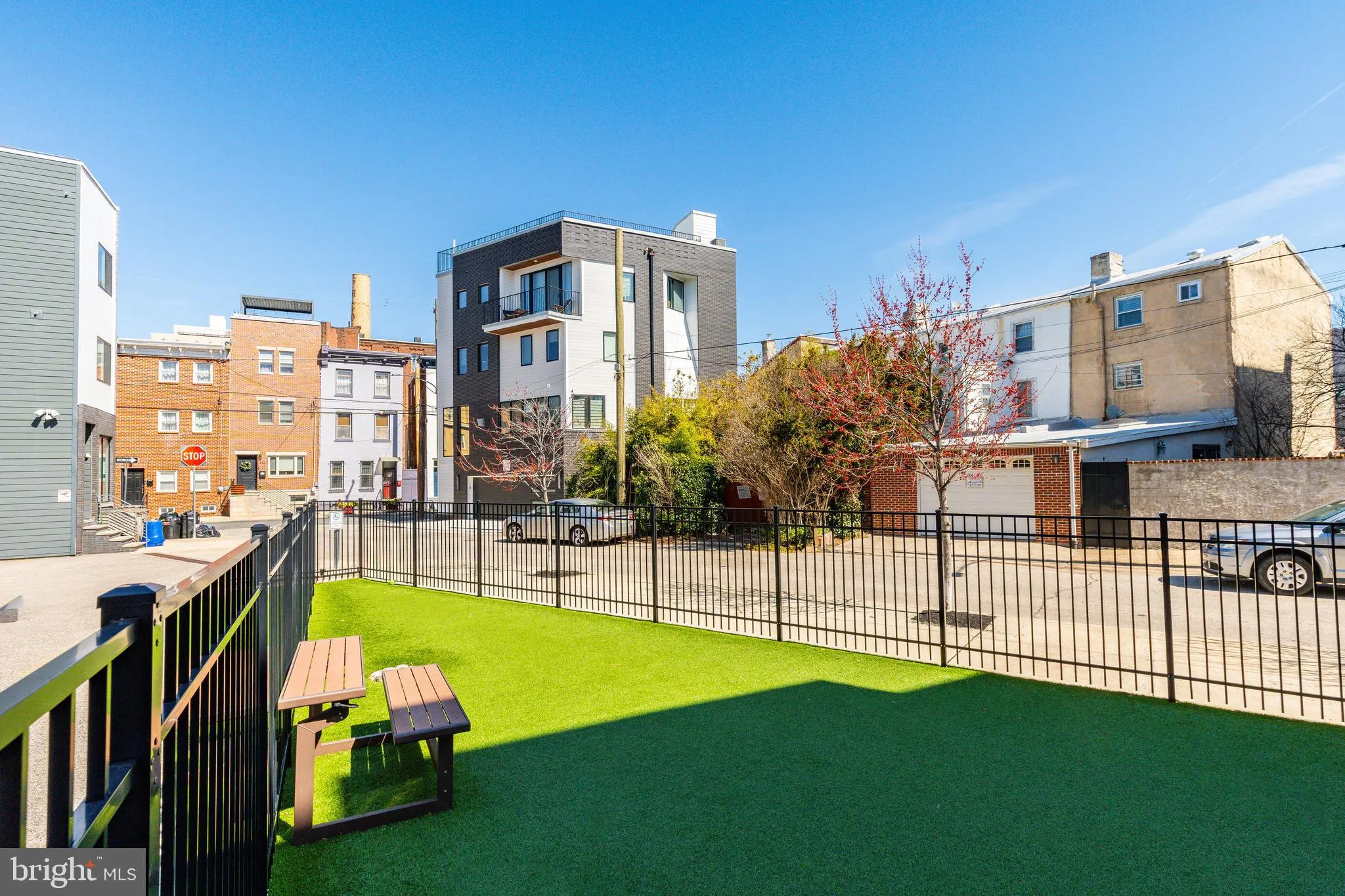 Philadelphia, Pennsylvania 19122, United States, 2 Bedrooms Bedrooms, ,2 BathroomsBathrooms,Residential,Active,93324