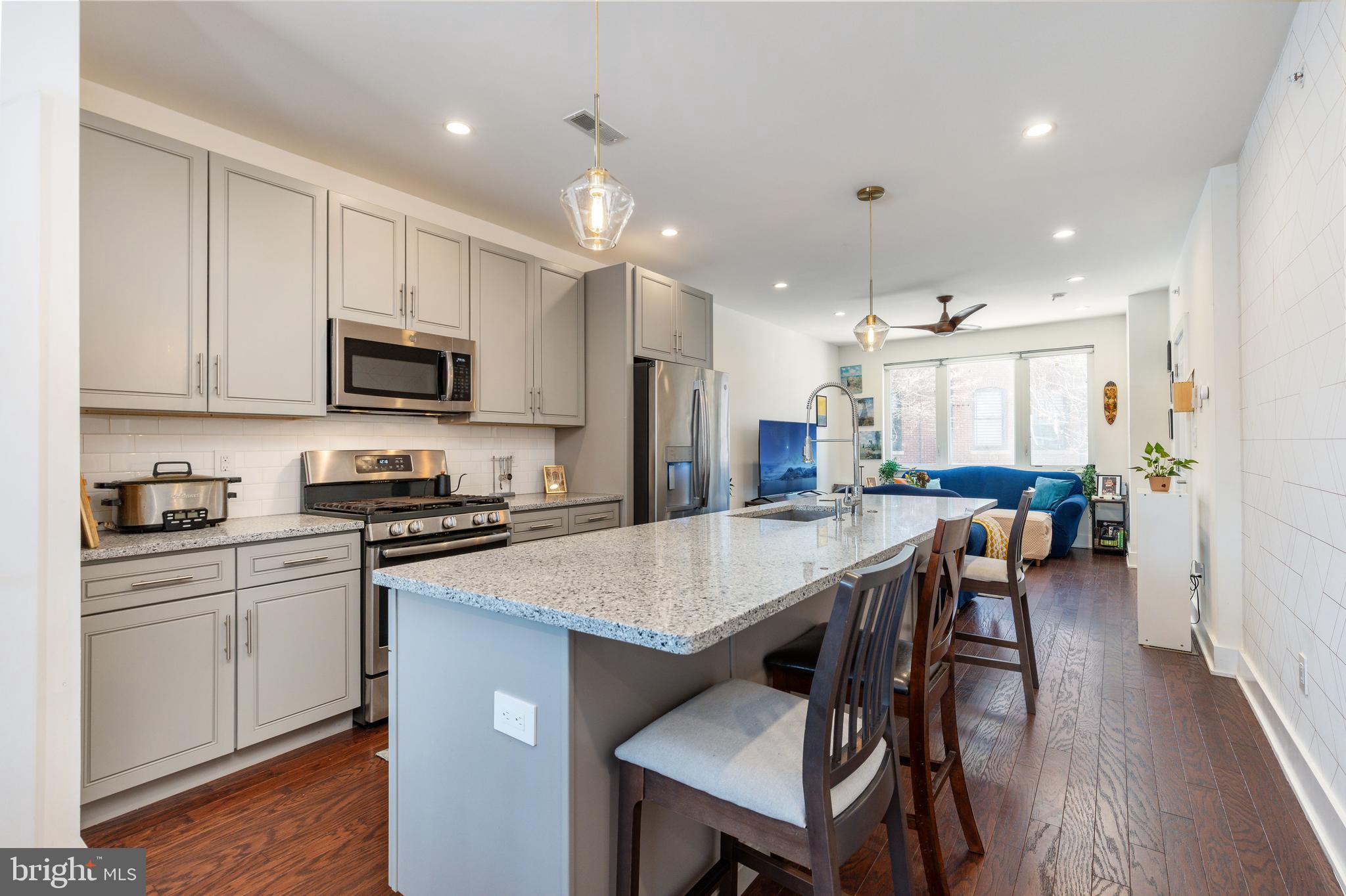 OLDE KENSINGTON - Residential
