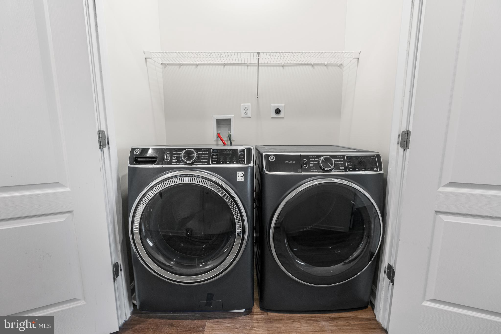 JEFFERSON PLACE - Residential Lease