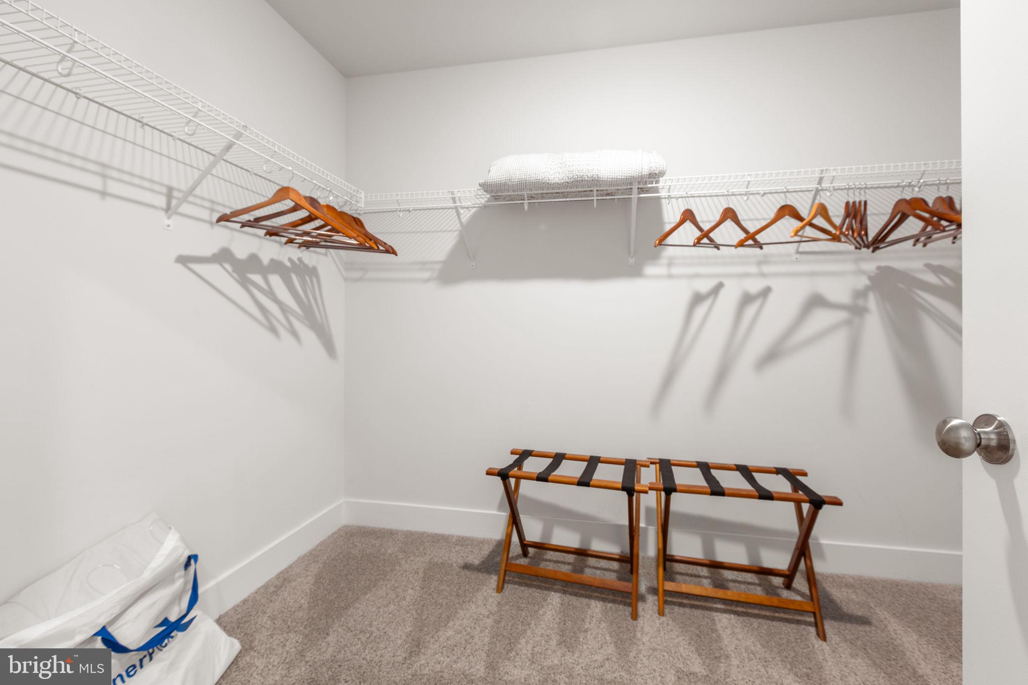 MORGAN II - Residential