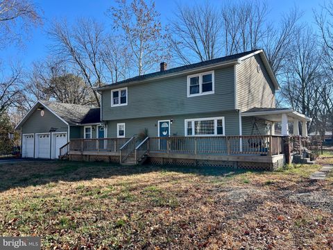 320 CEDAR AVENUE COLONIAL BEACH VA 22443