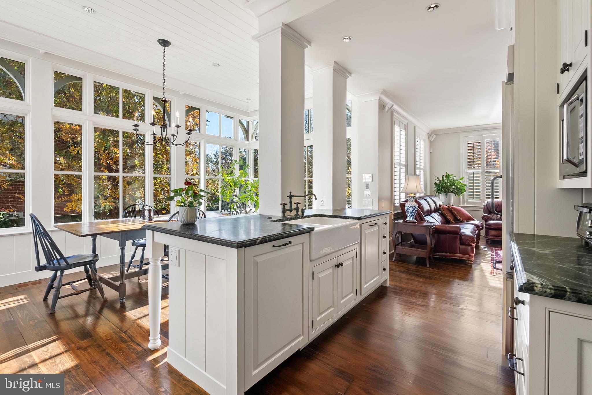 GEORGETOWN - Residential