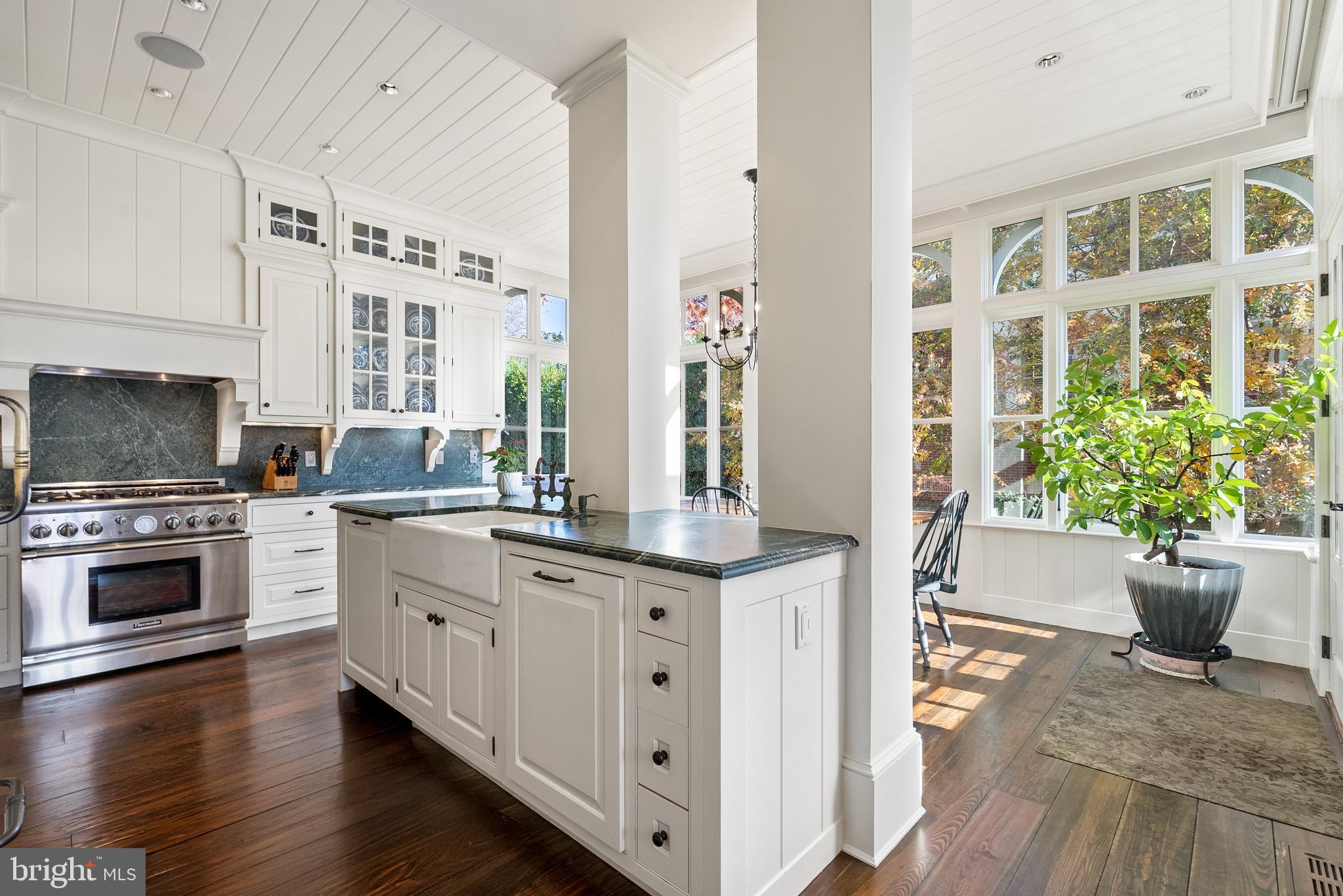 GEORGETOWN - Residential