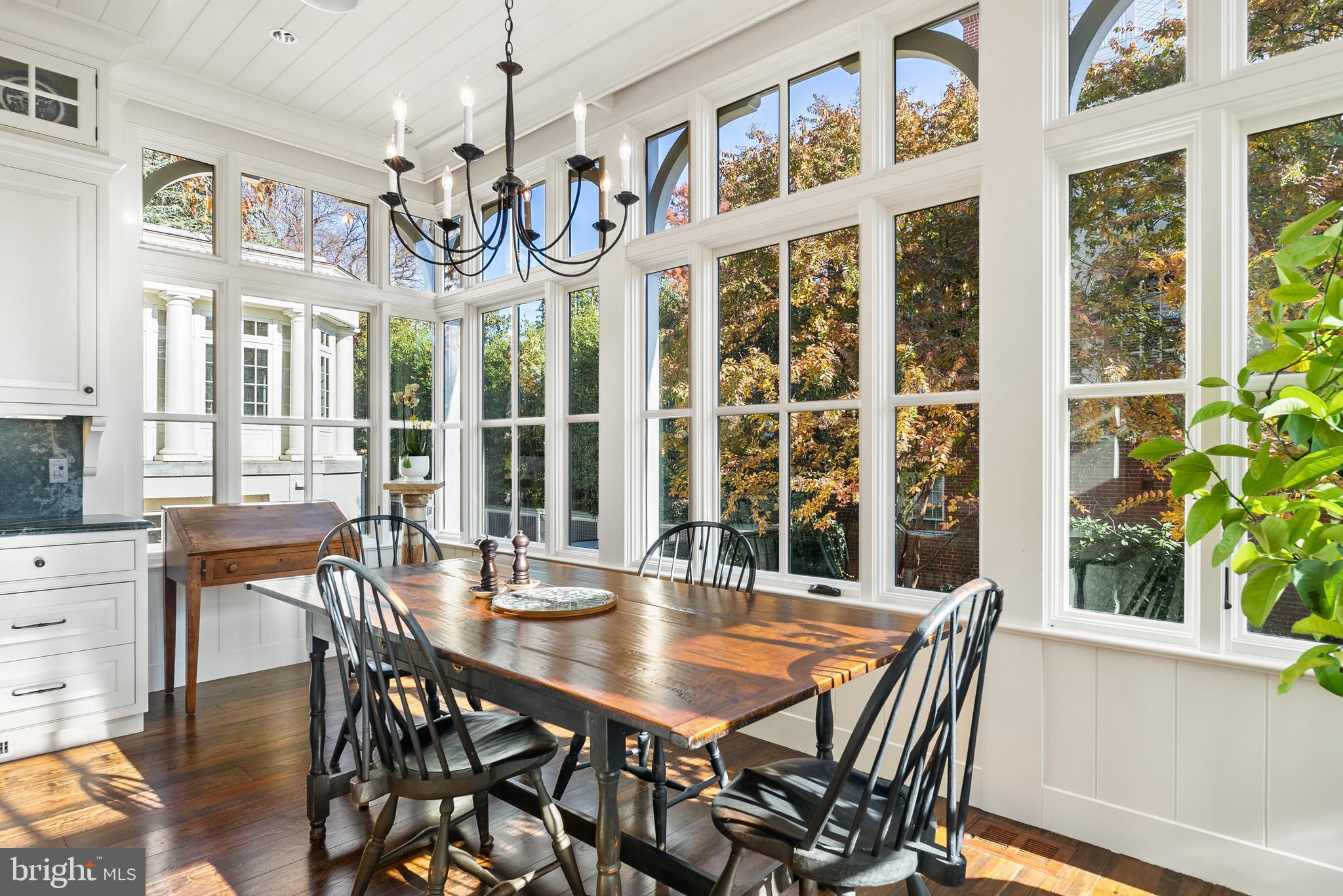 GEORGETOWN - Residential