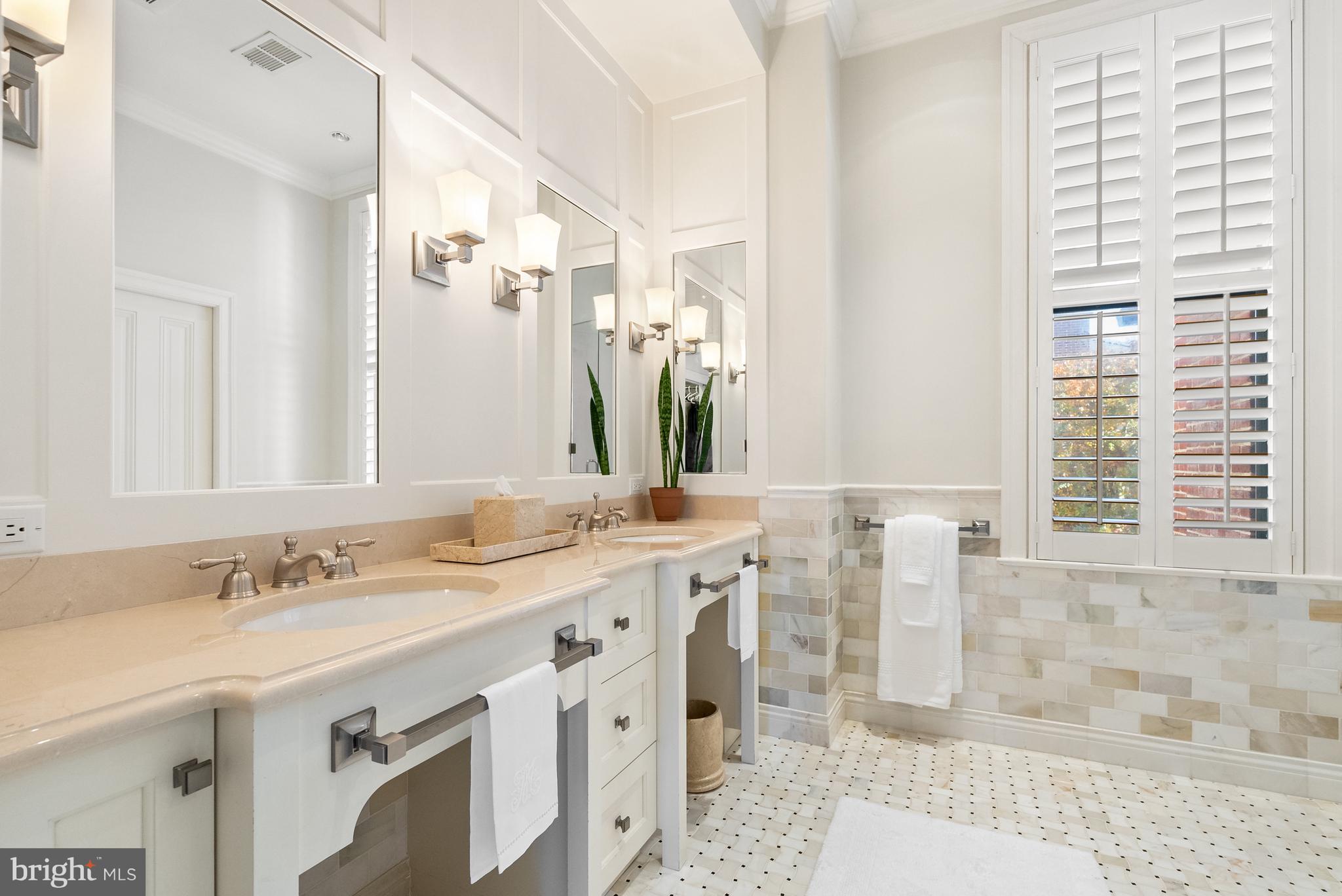 GEORGETOWN - Residential