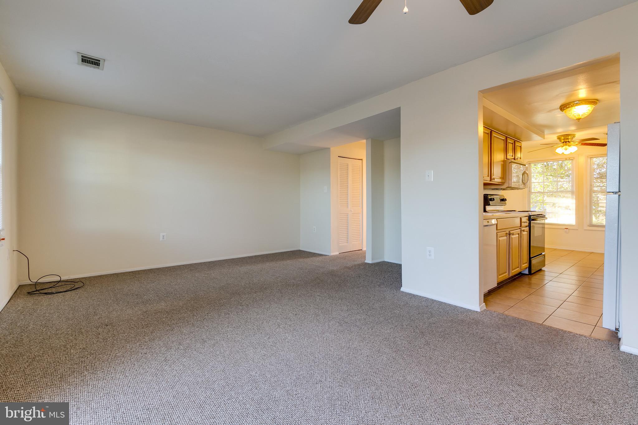 ASHTON GLEN - Residential Lease