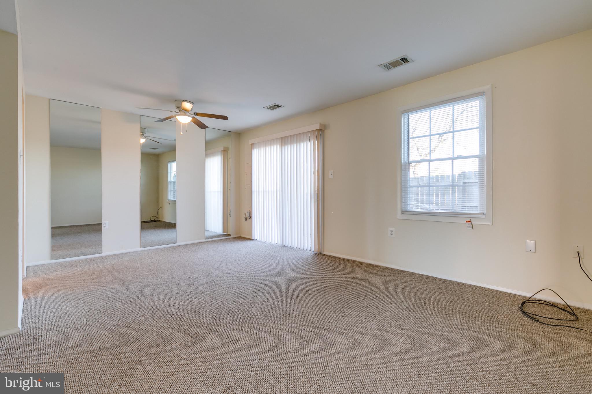 ASHTON GLEN - Residential Lease