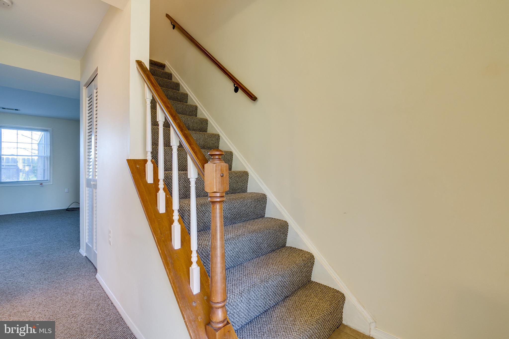 ASHTON GLEN - Residential Lease