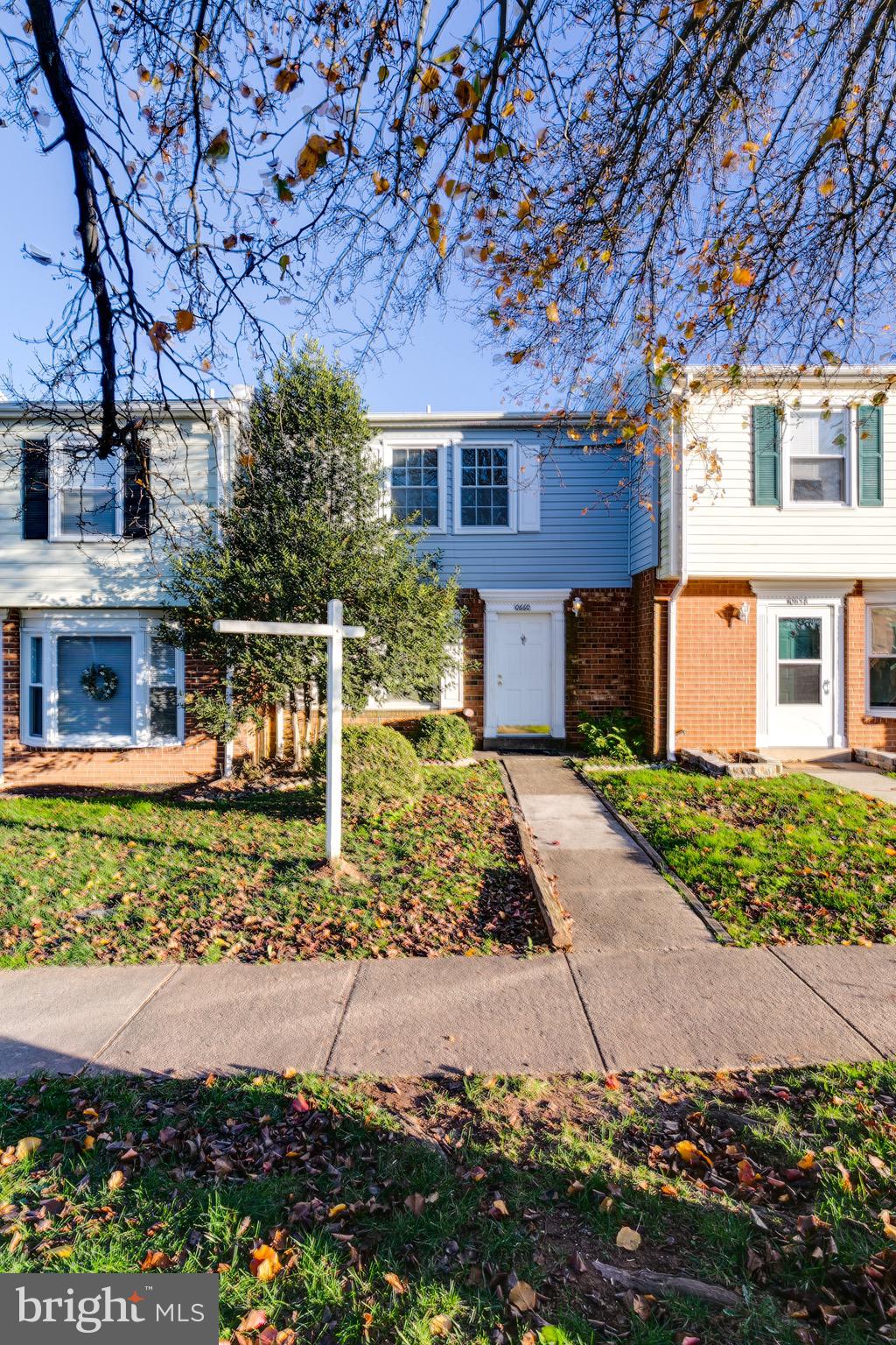 ASHTON GLEN - Residential Lease