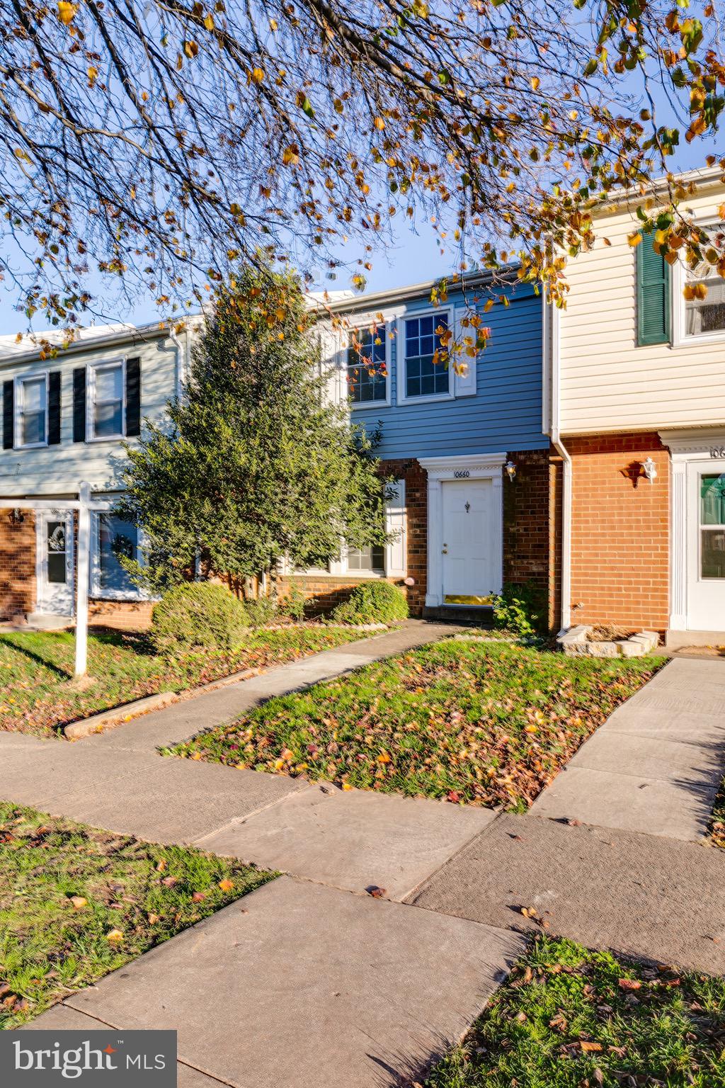 ASHTON GLEN - Residential Lease