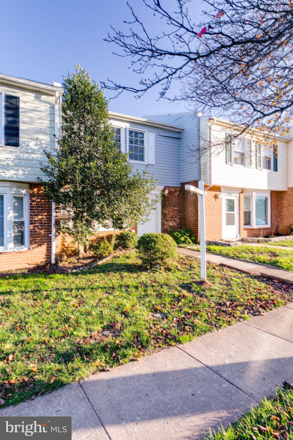 ASHTON GLEN - Residential Lease