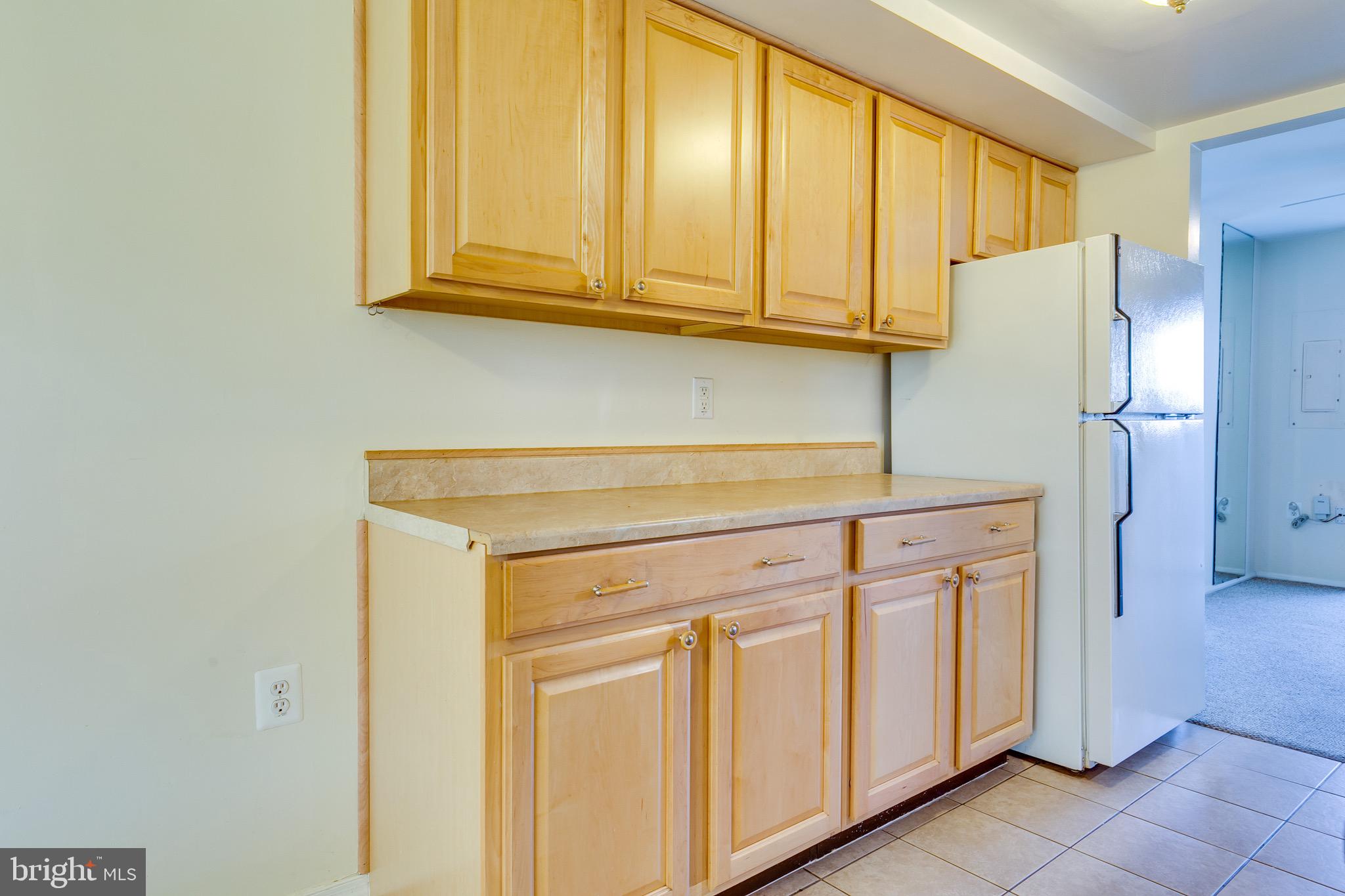 ASHTON GLEN - Residential Lease