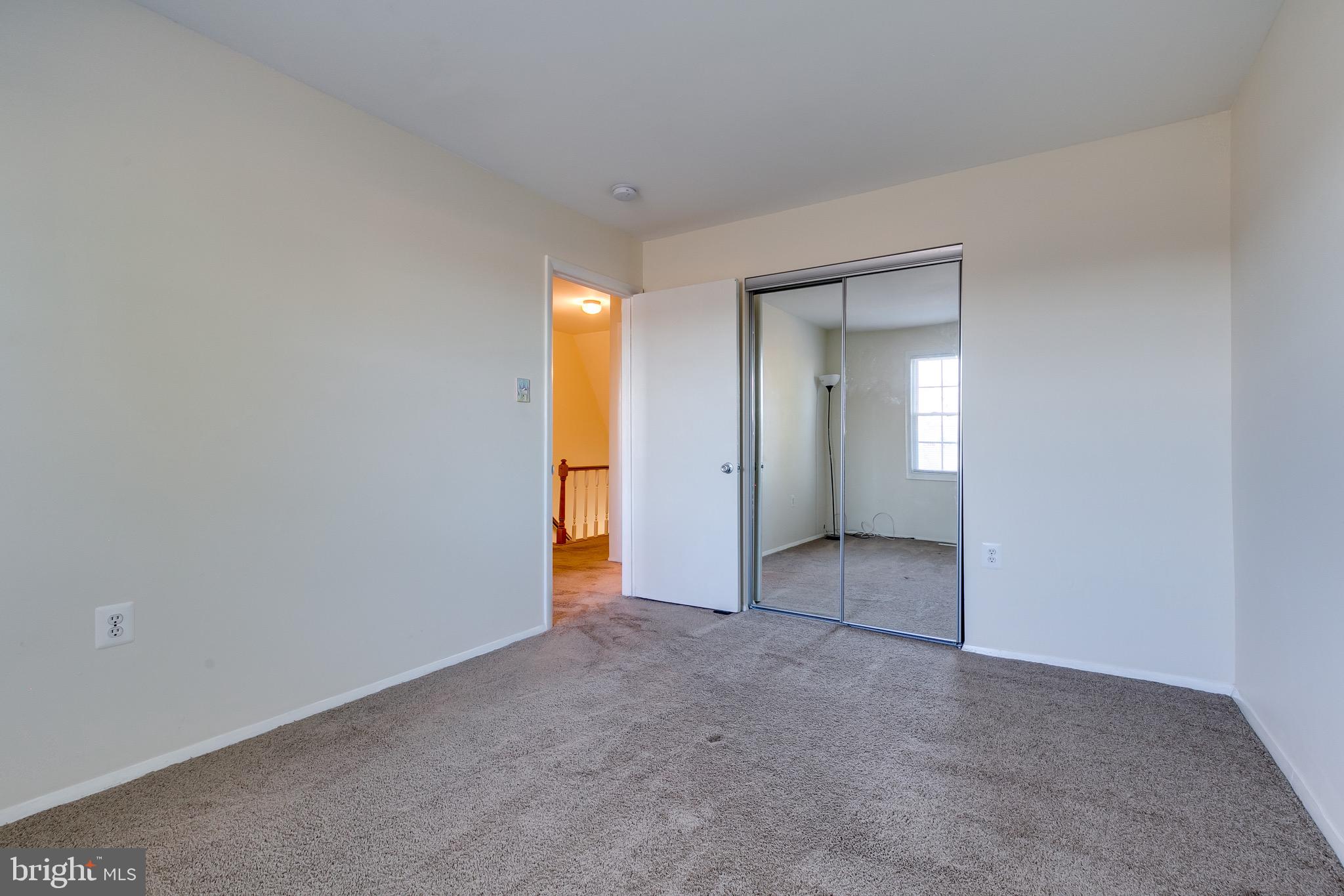 ASHTON GLEN - Residential Lease