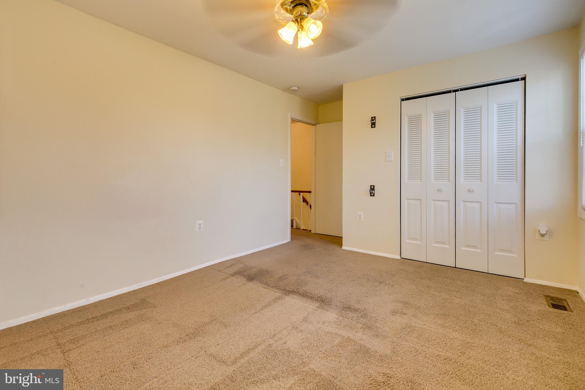 ASHTON GLEN - Residential Lease